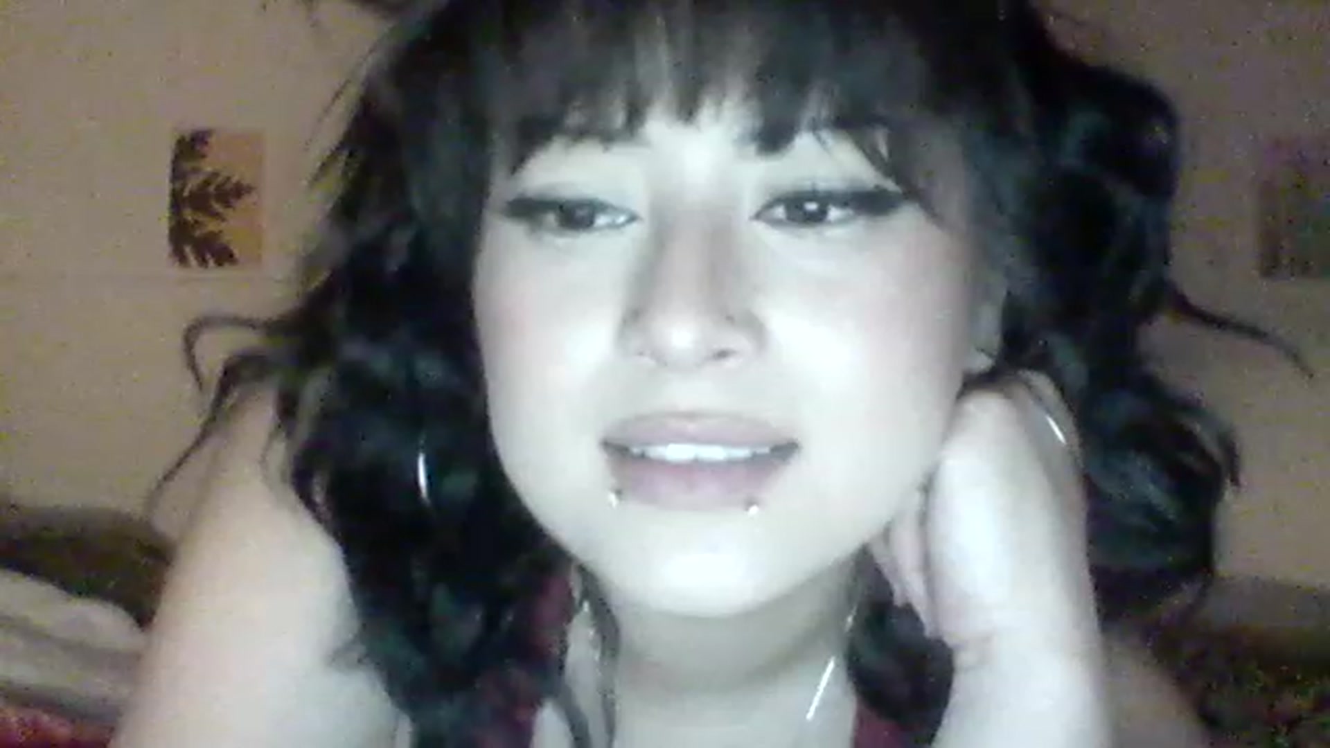Gallery image thumbnail from valpal000's myfreecams stream on, 12/03/2022, 13:47 image 6 of 20