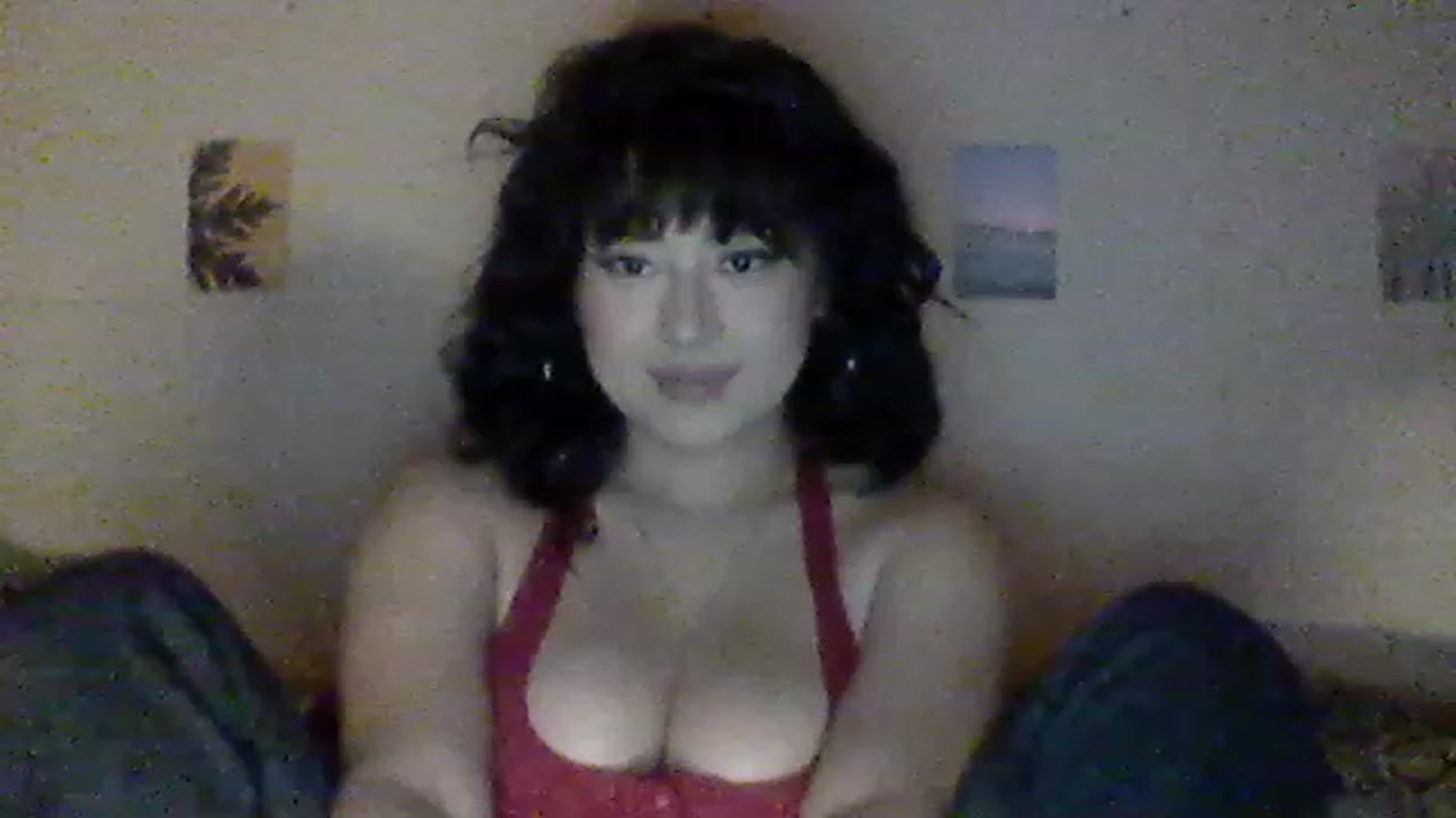 Gallery image thumbnail from valpal000's myfreecams stream on, 12/03/2022, 13:47 image 10 of 20