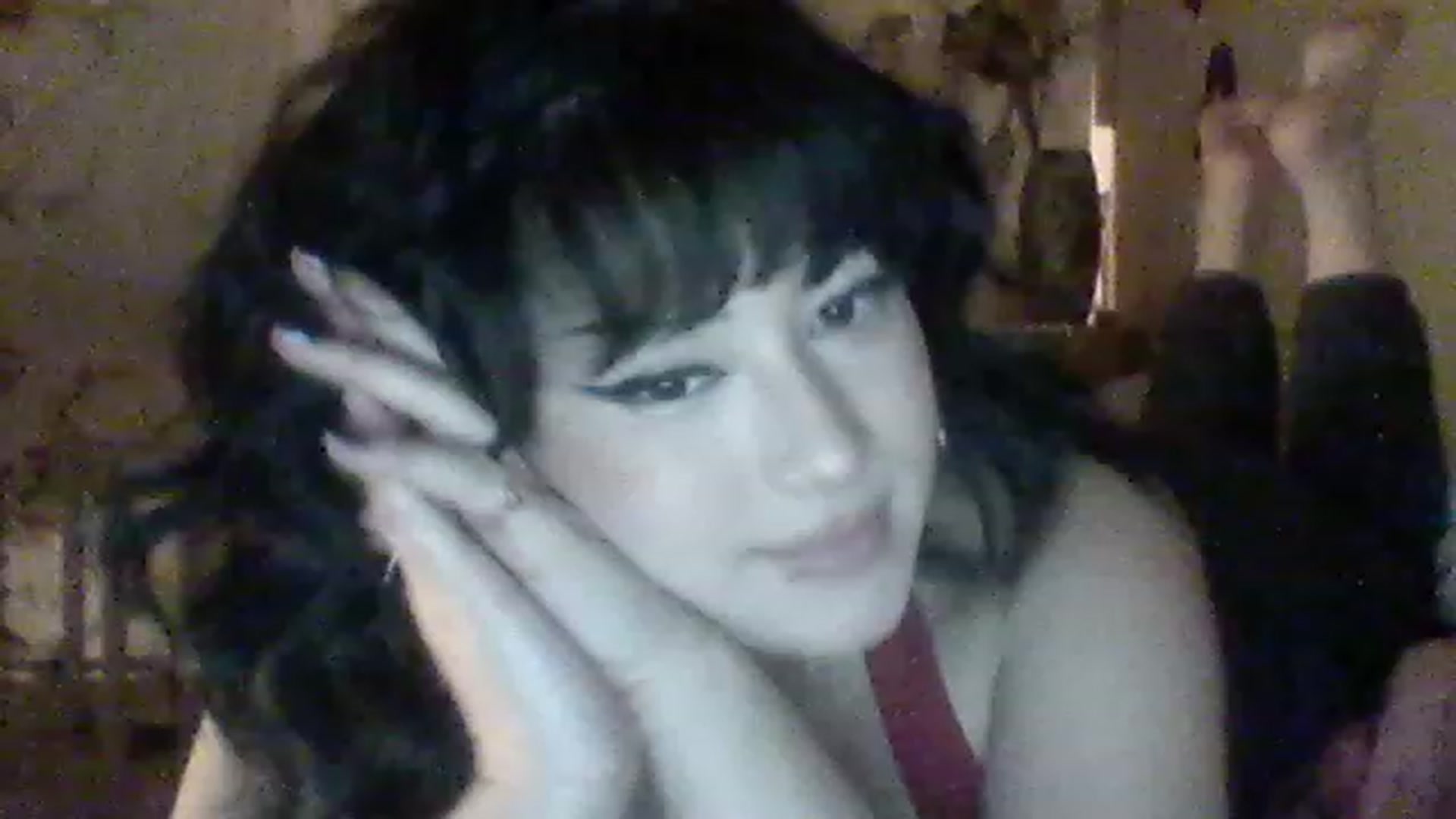 Gallery image thumbnail from valpal000's myfreecams stream on, 12/03/2022, 13:47 image 12 of 20