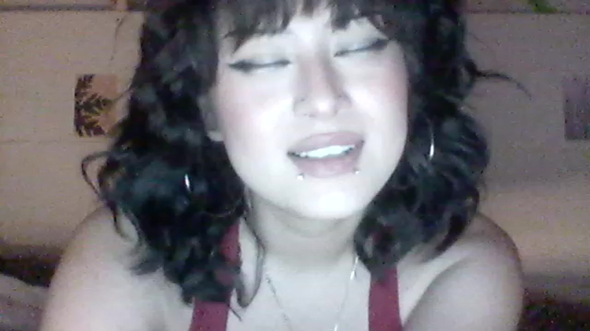 Gallery image thumbnail from valpal000's myfreecams stream on, 12/03/2022, 13:47 image 2 of 20