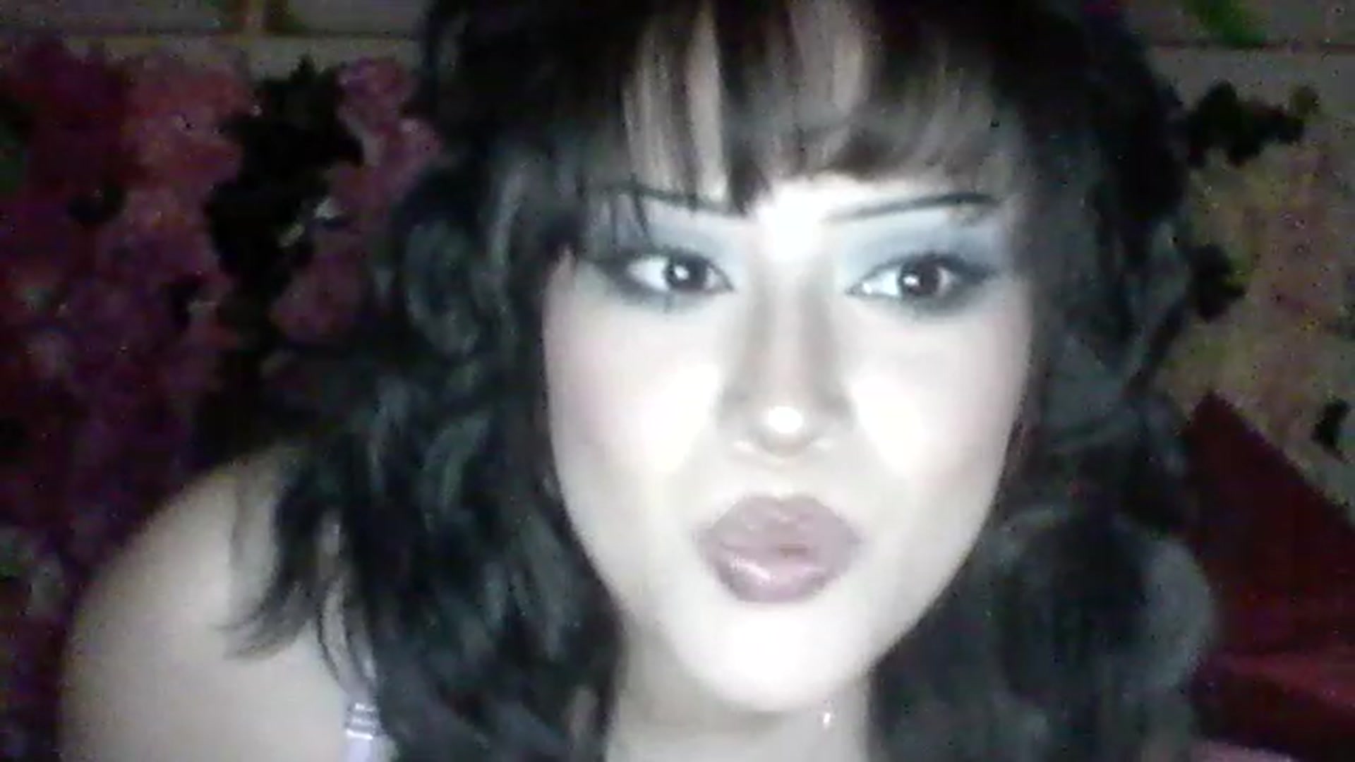 Gallery image thumbnail from valpal000's myfreecams stream on, 12/07/2022, 11:03 image 17 of 20