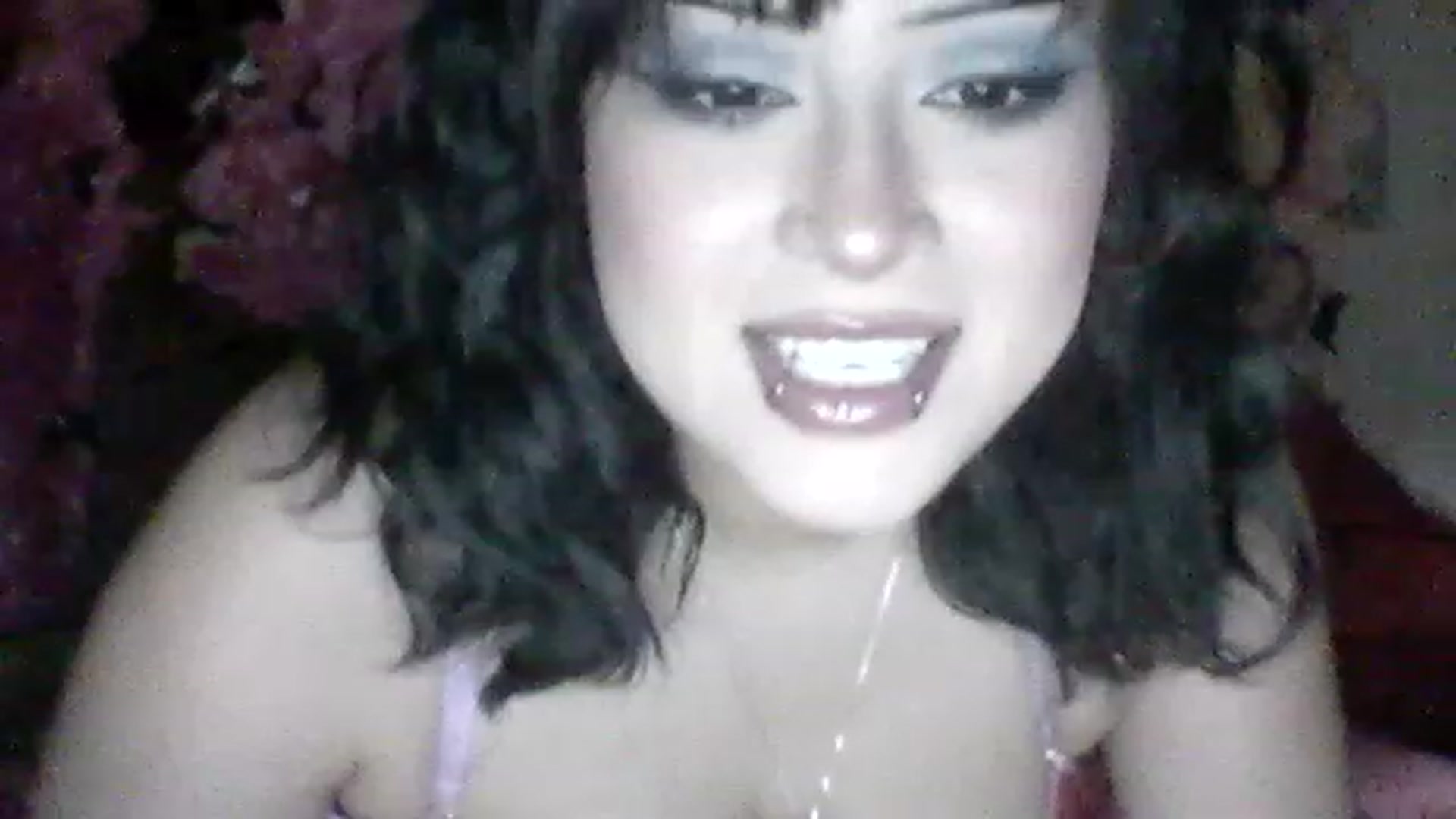 Gallery image thumbnail from valpal000's myfreecams stream on, 12/07/2022, 11:03 image 9 of 20