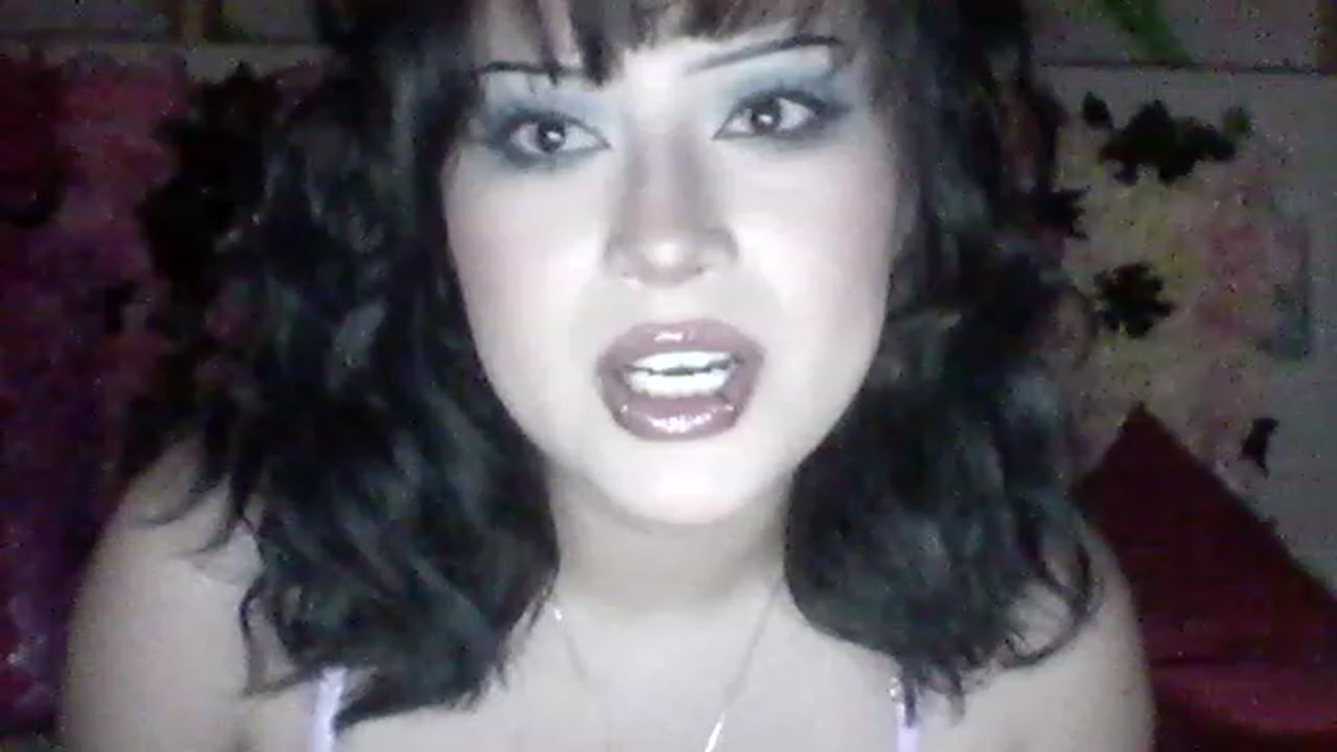 Gallery image thumbnail from valpal000's myfreecams stream on, 12/07/2022, 11:03 image 8 of 20