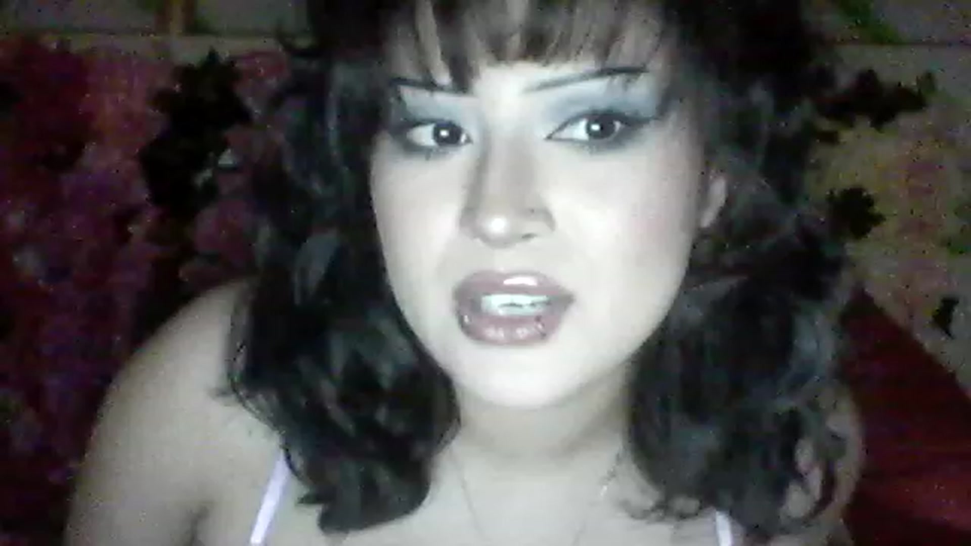 Gallery image thumbnail from valpal000's myfreecams stream on, 12/07/2022, 11:03 image 15 of 20