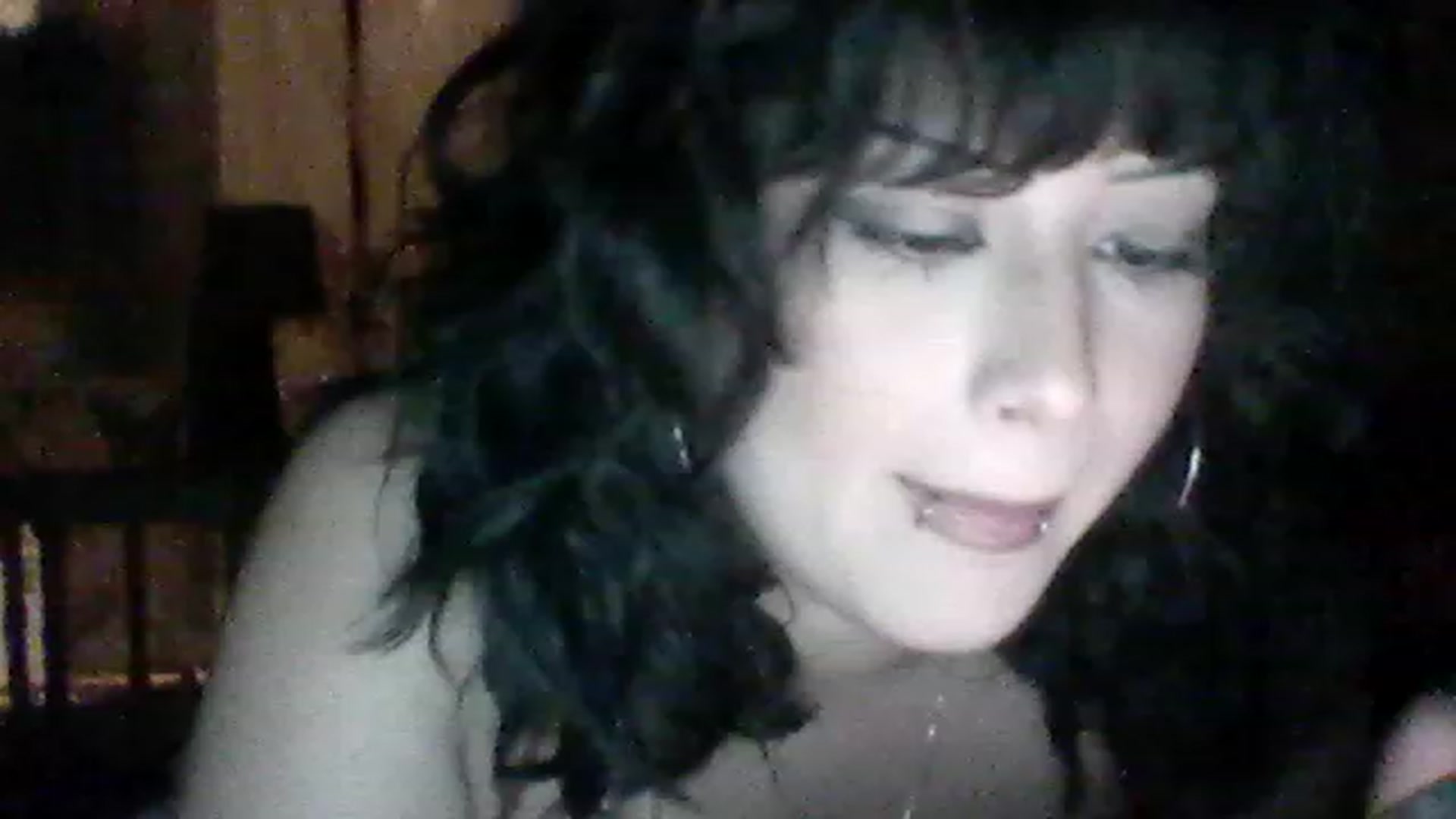 Gallery image thumbnail from valpal000's myfreecams stream on, 12/08/2022, 10:11 image 19 of 20