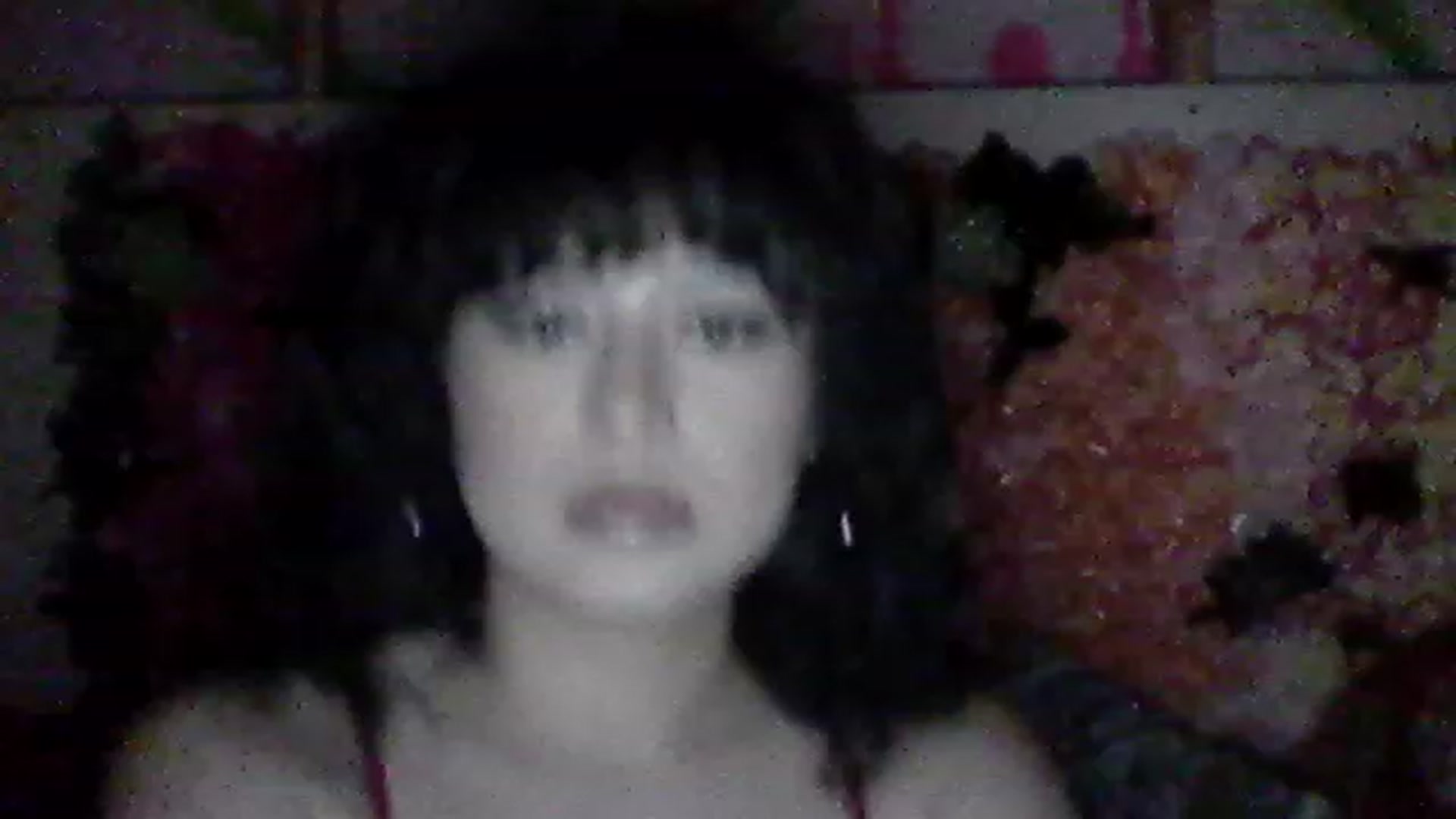 Gallery image thumbnail from valpal000's myfreecams stream on, 12/08/2022, 10:11 image 12 of 20