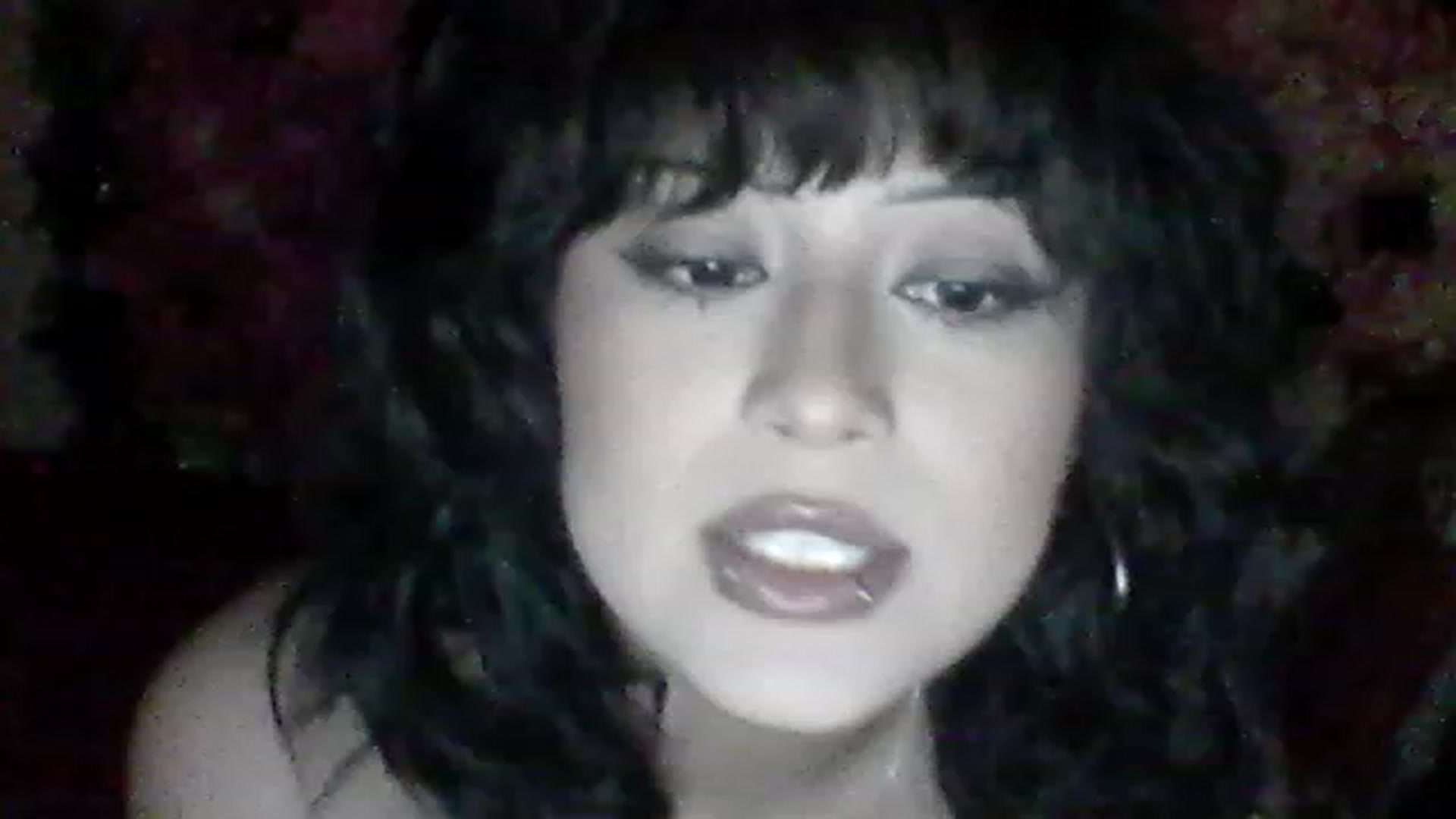 Gallery image thumbnail from valpal000's myfreecams stream on, 12/08/2022, 10:11 image 14 of 20