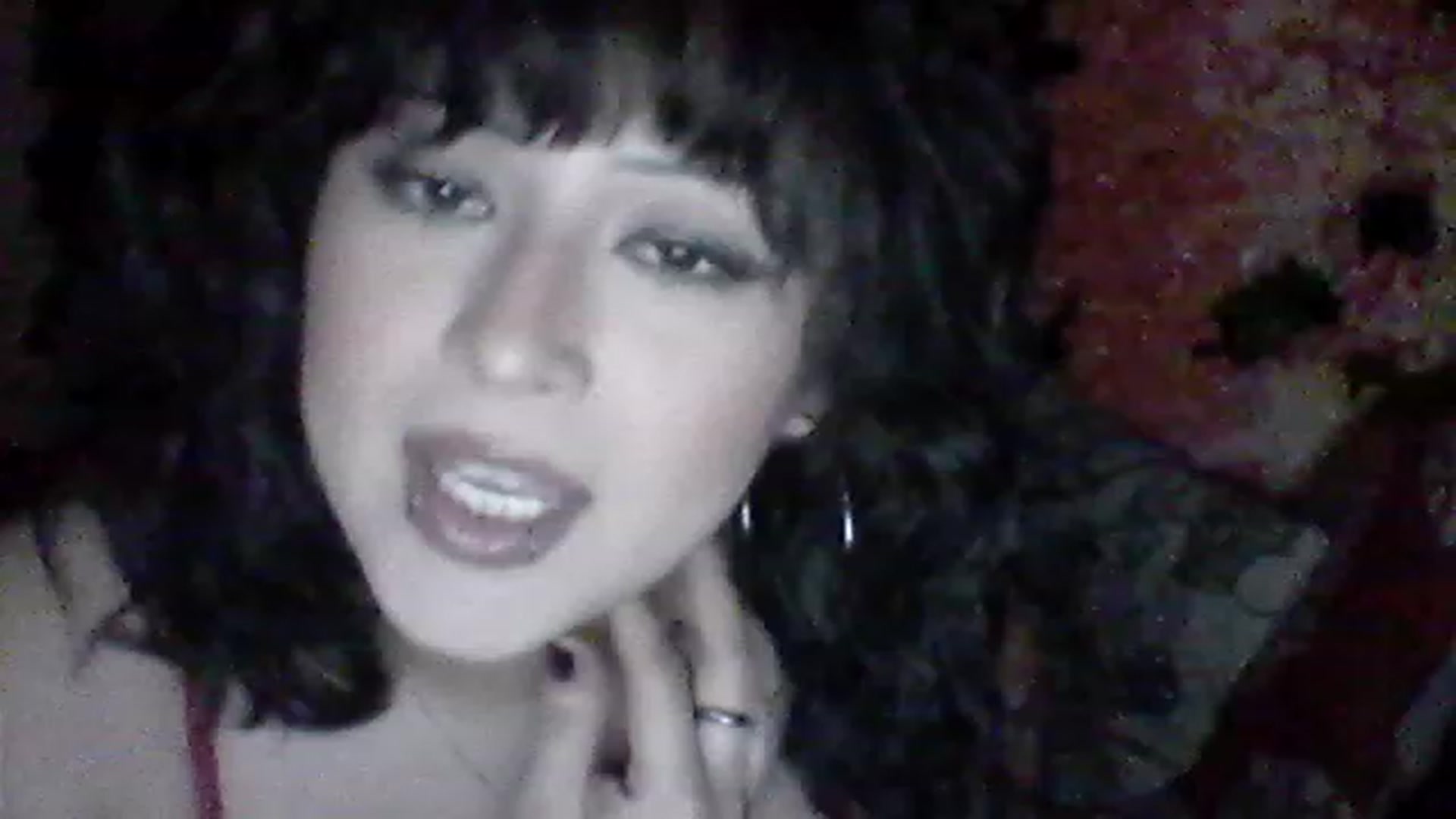 Gallery image thumbnail from valpal000's myfreecams stream on, 12/08/2022, 10:11 image 13 of 20