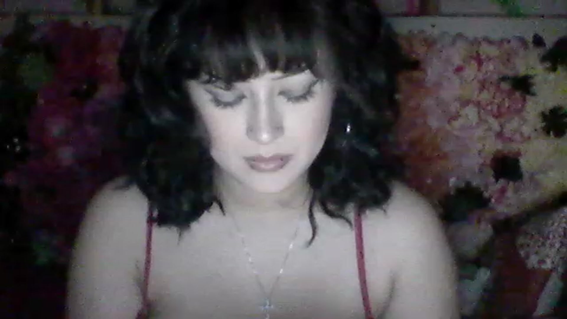 Gallery image thumbnail from valpal000's myfreecams stream on, 12/08/2022, 10:53 image 20 of 20
