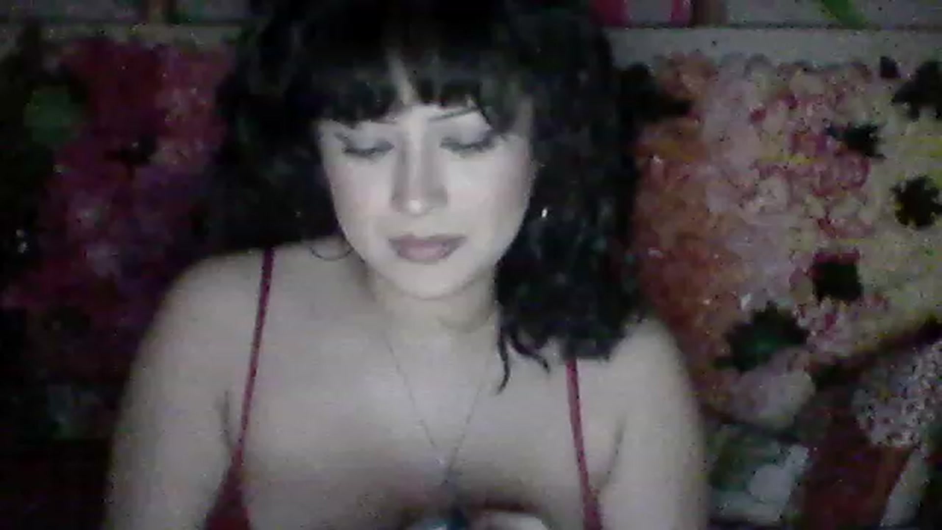 Gallery image thumbnail from valpal000's myfreecams stream on, 12/08/2022, 10:53 image 17 of 20