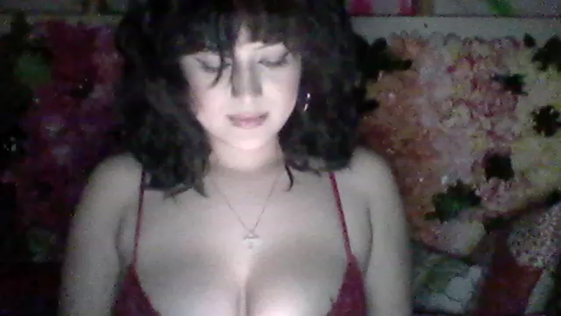 Gallery image thumbnail from valpal000's myfreecams stream on, 12/08/2022, 10:53 image 13 of 20
