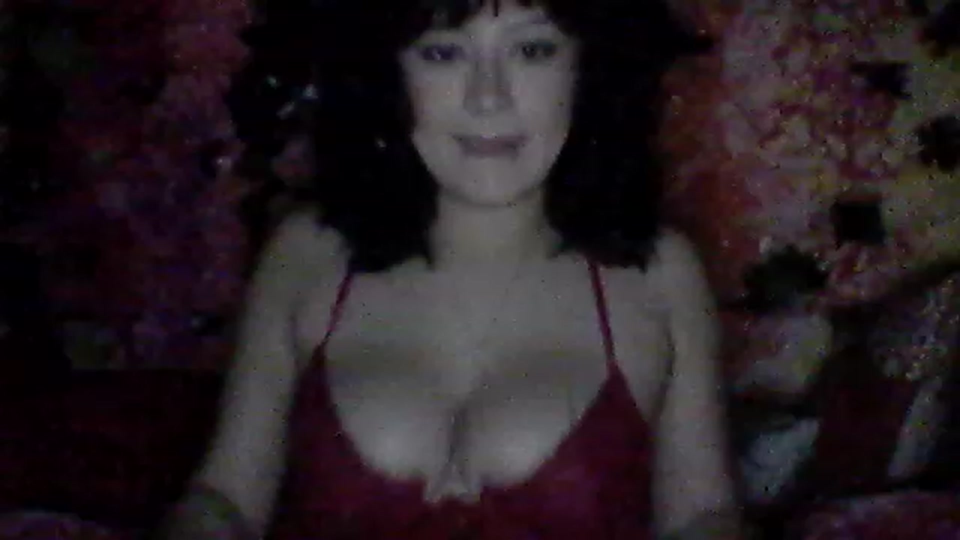 Gallery image thumbnail from valpal000's myfreecams stream on, 12/08/2022, 11:34 image 11 of 20
