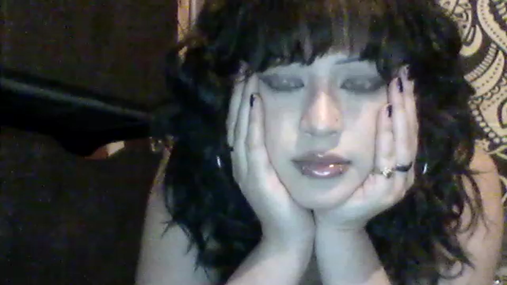 Gallery image thumbnail from valpal000's myfreecams stream on, 12/08/2022, 12:59 image 4 of 20