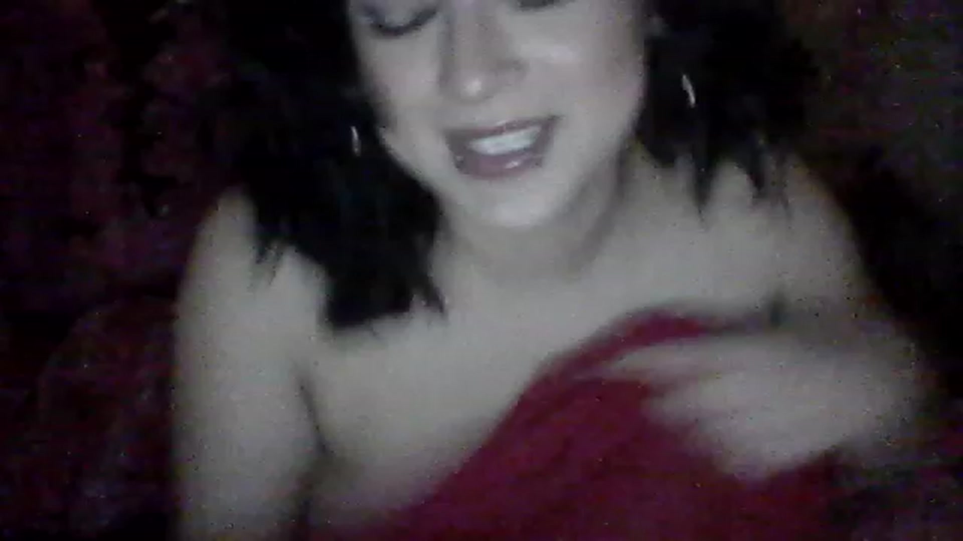 Gallery image thumbnail from valpal000's myfreecams stream on, 12/08/2022, 12:59 image 10 of 20