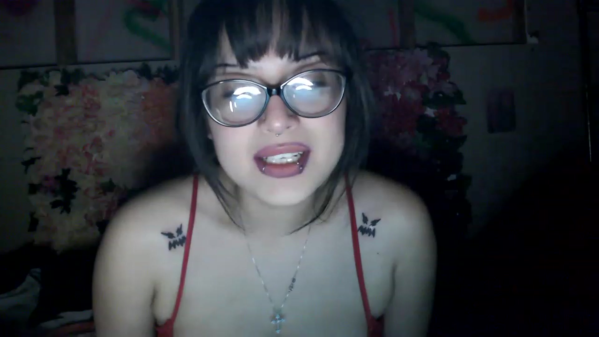 Gallery image thumbnail from valpal000's myfreecams stream on, 12/15/2022, 12:42 image 4 of 20