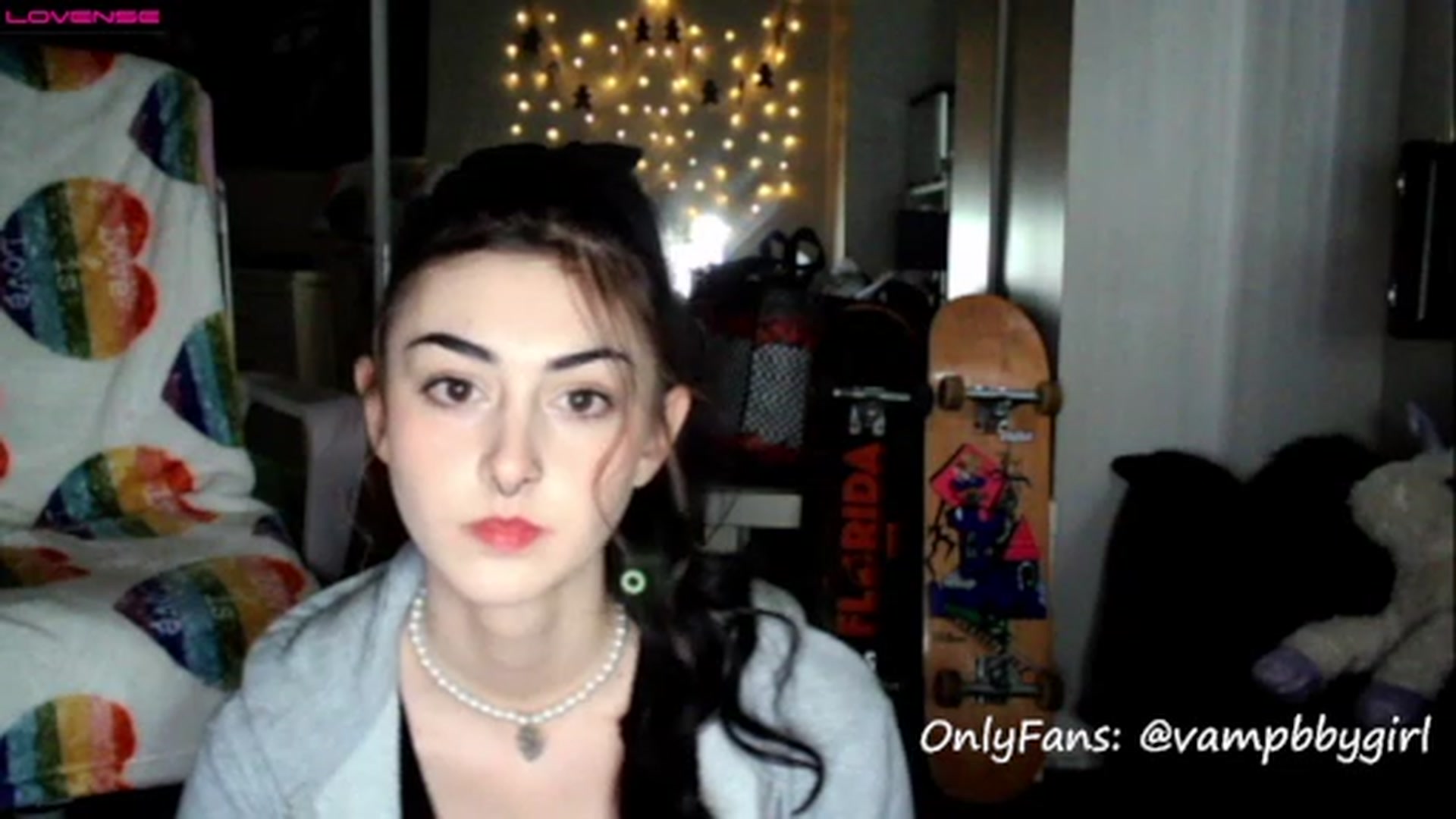 Gallery image thumbnail from vampbabyy's myfreecams stream on, 11/14/2022, 18:33 image 2 of 20