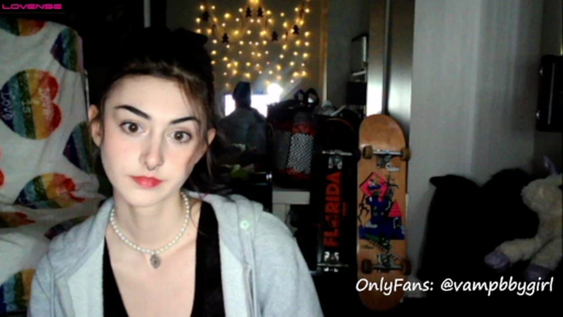 Gallery image thumbnail from vampbabyy's myfreecams stream on, 11/14/2022, 18:33 image 1 of 20