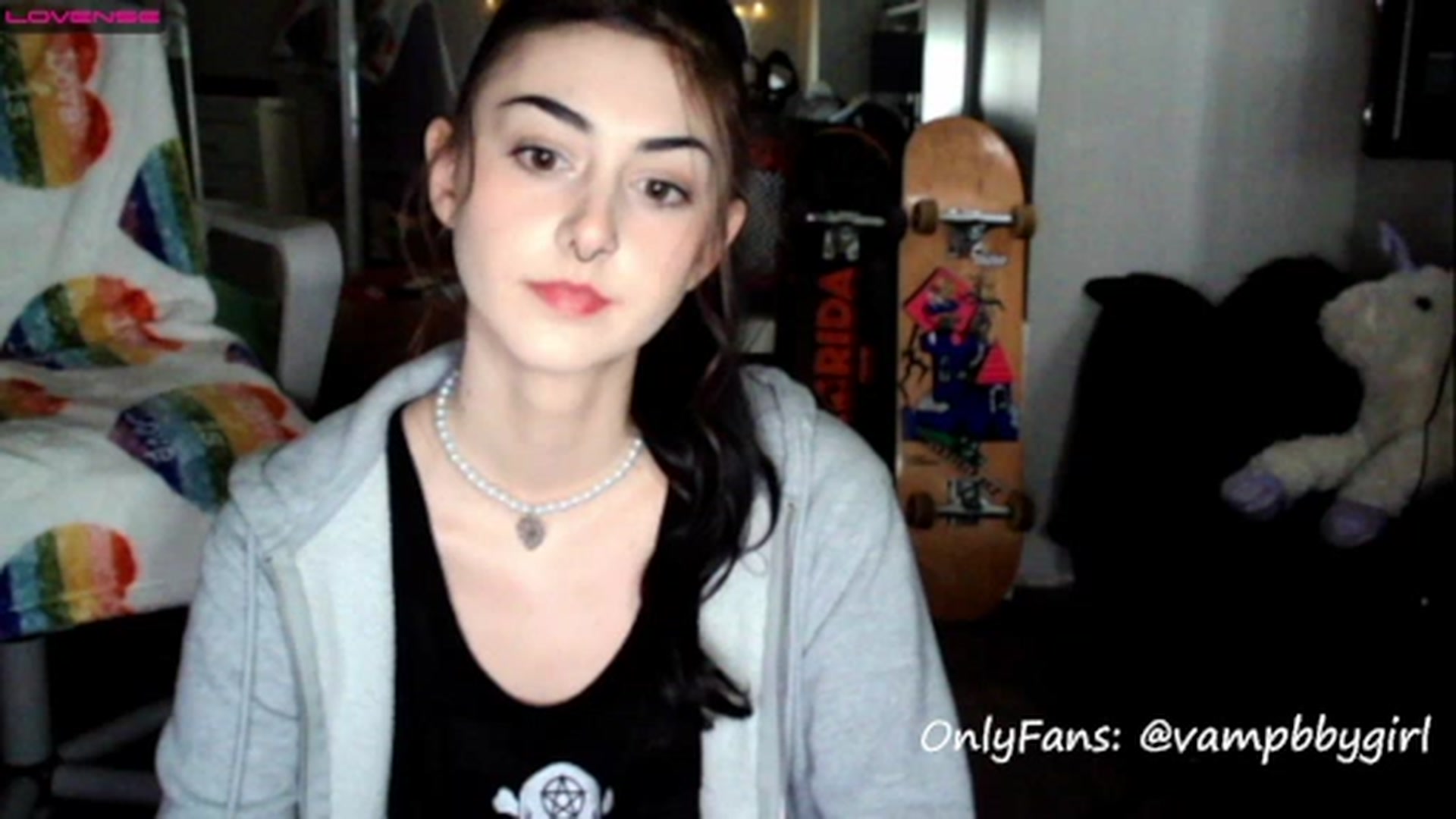 Gallery image thumbnail from vampbabyy's myfreecams stream on, 11/14/2022, 18:33 image 9 of 20