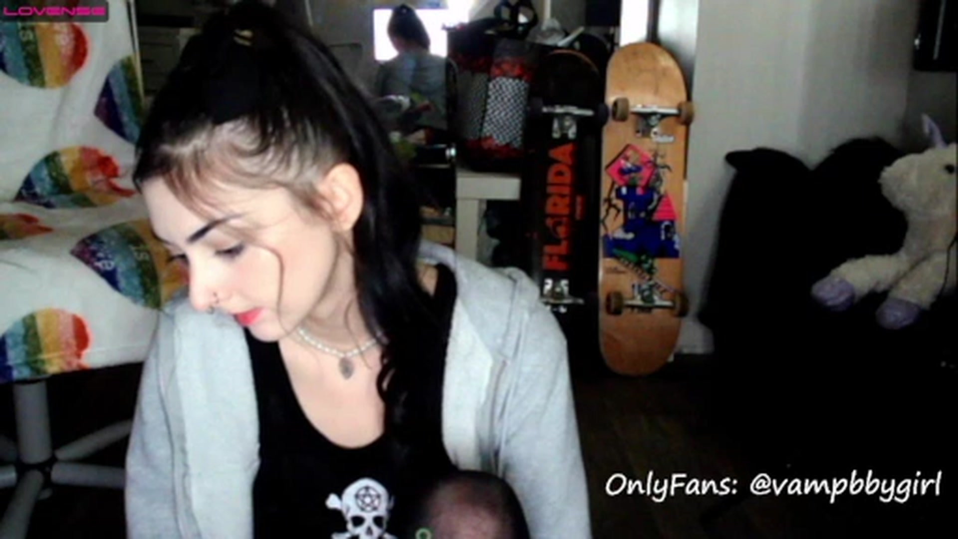 Gallery image thumbnail from vampbabyy's myfreecams stream on, 11/14/2022, 18:33 image 5 of 20