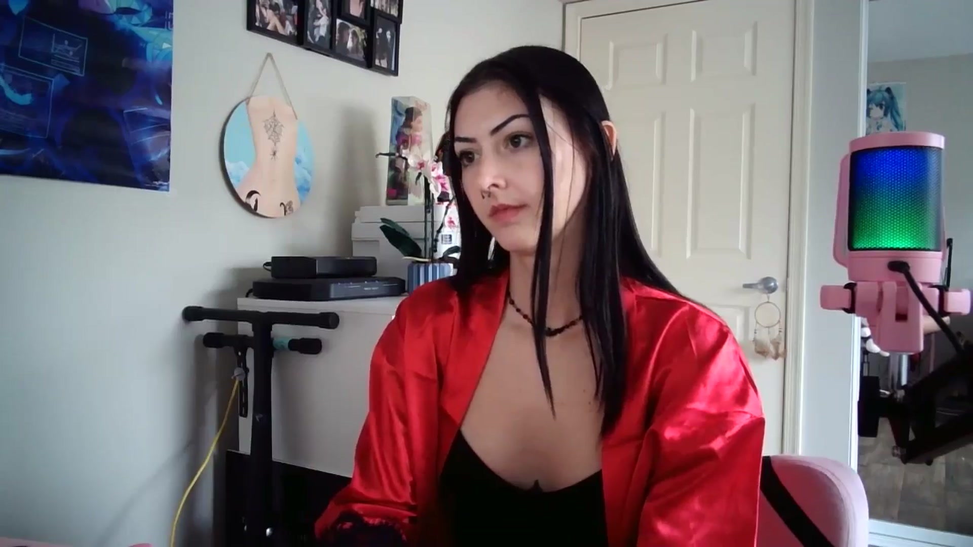 Gallery image thumbnail from vampbabyy's myfreecams stream on, 06/03/2025, 15:44 image 12 of 20