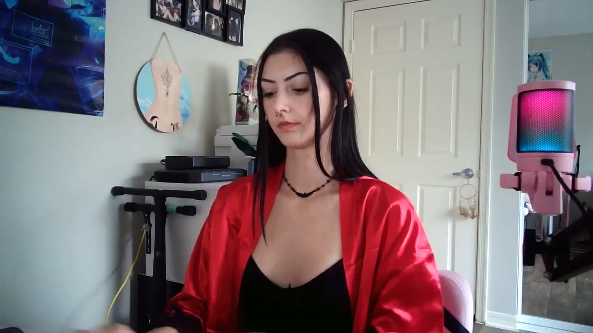 Gallery image thumbnail from vampbabyy's myfreecams stream on, 06/03/2025, 15:44 image 8 of 20