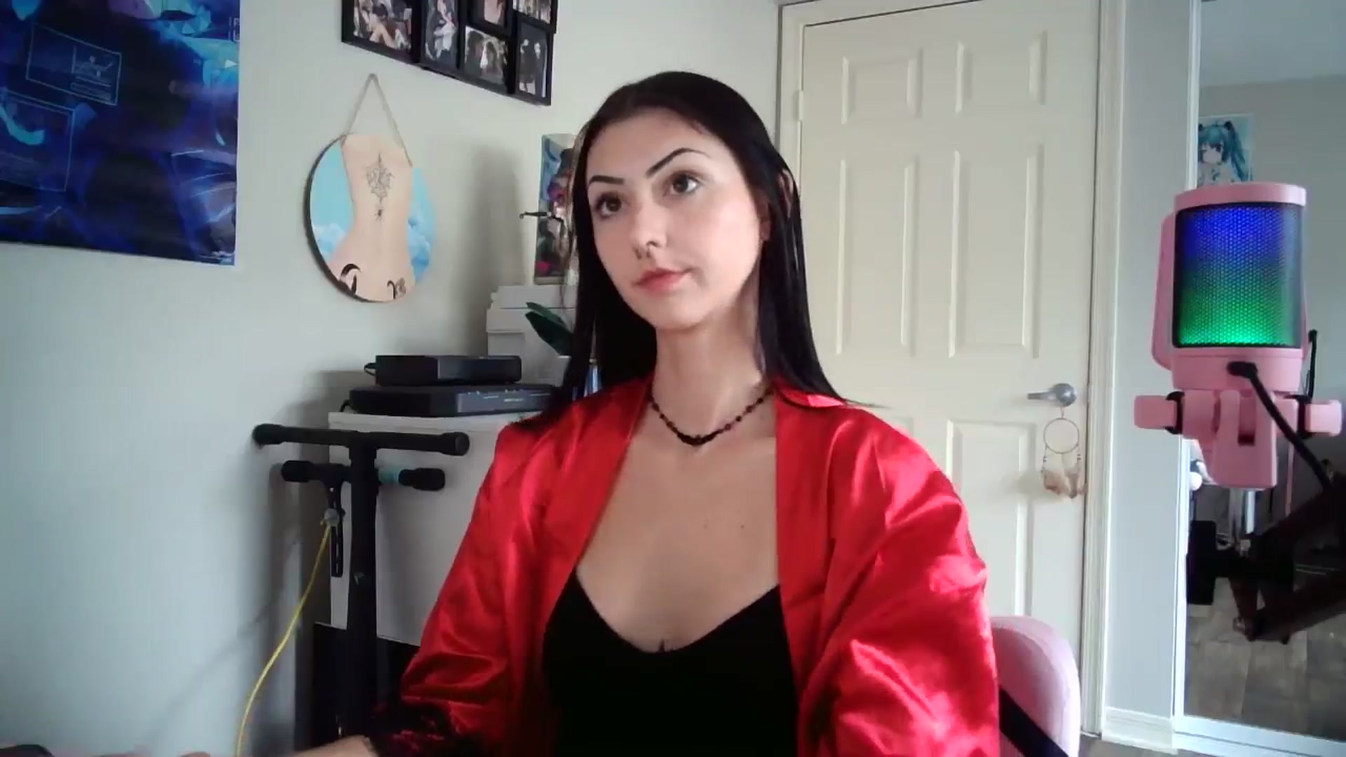 Gallery image thumbnail from vampbabyy's myfreecams stream on, 06/03/2025, 15:44 image 9 of 20