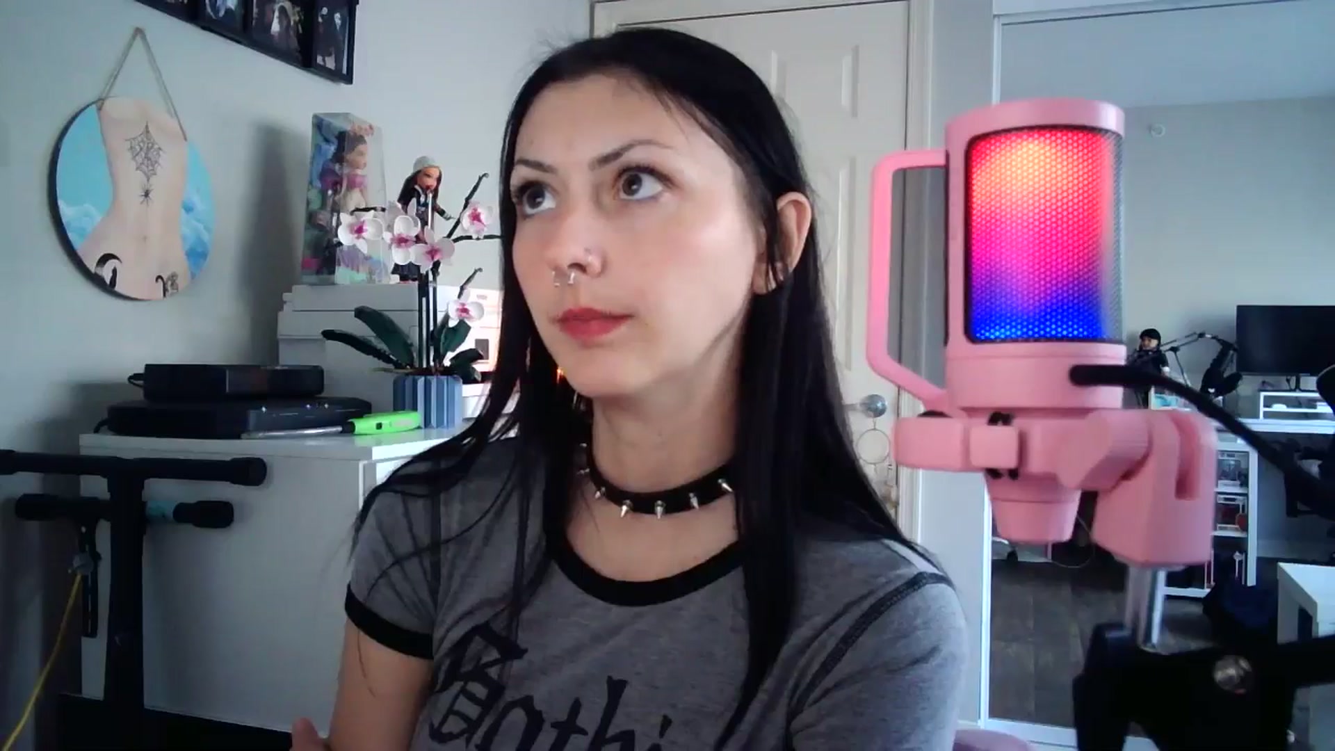 Gallery image thumbnail from vampbabyy's myfreecams stream on, 08/18/2025, 18:29 image 8 of 20