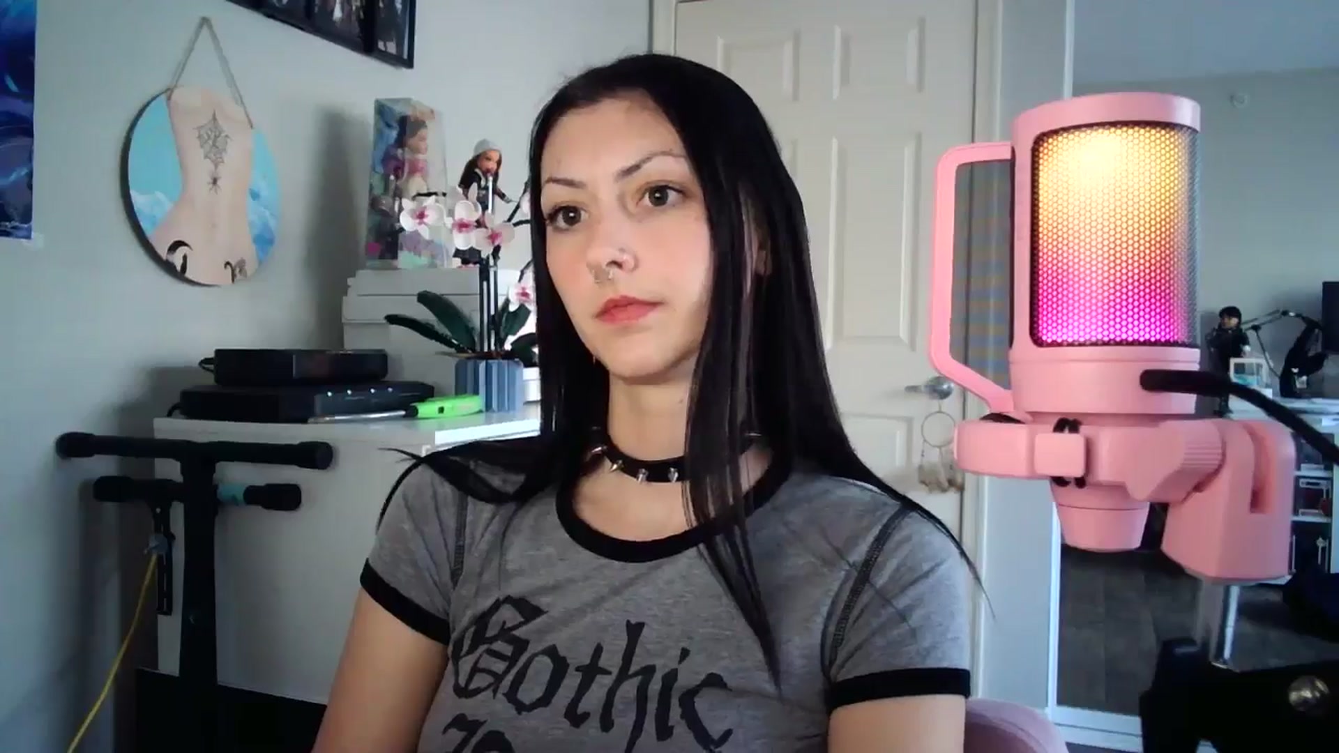 Gallery image thumbnail from vampbabyy's myfreecams stream on, 08/18/2025, 18:29 image 11 of 20