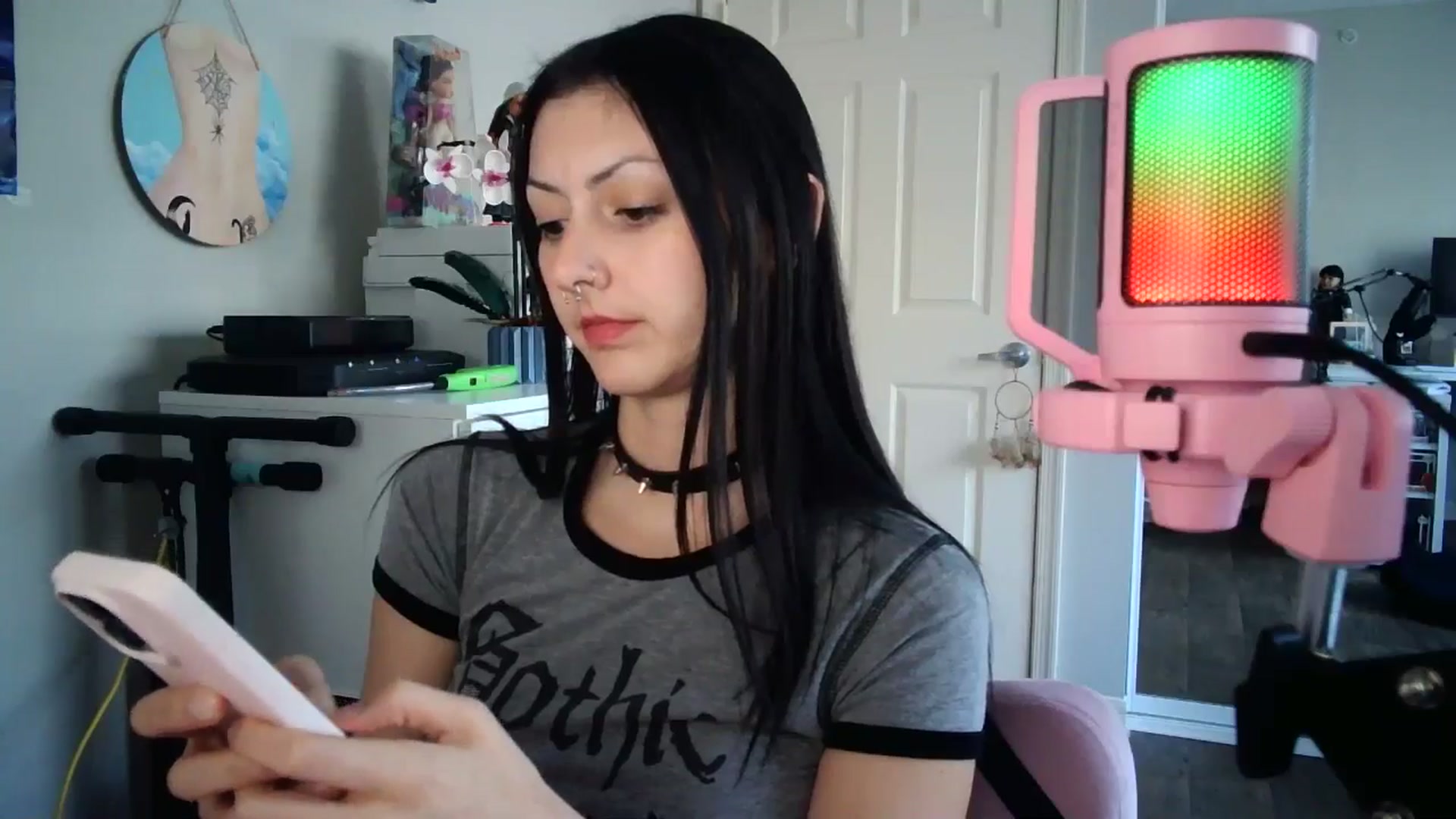 Gallery image thumbnail from vampbabyy's myfreecams stream on, 08/18/2025, 18:29 image 15 of 20