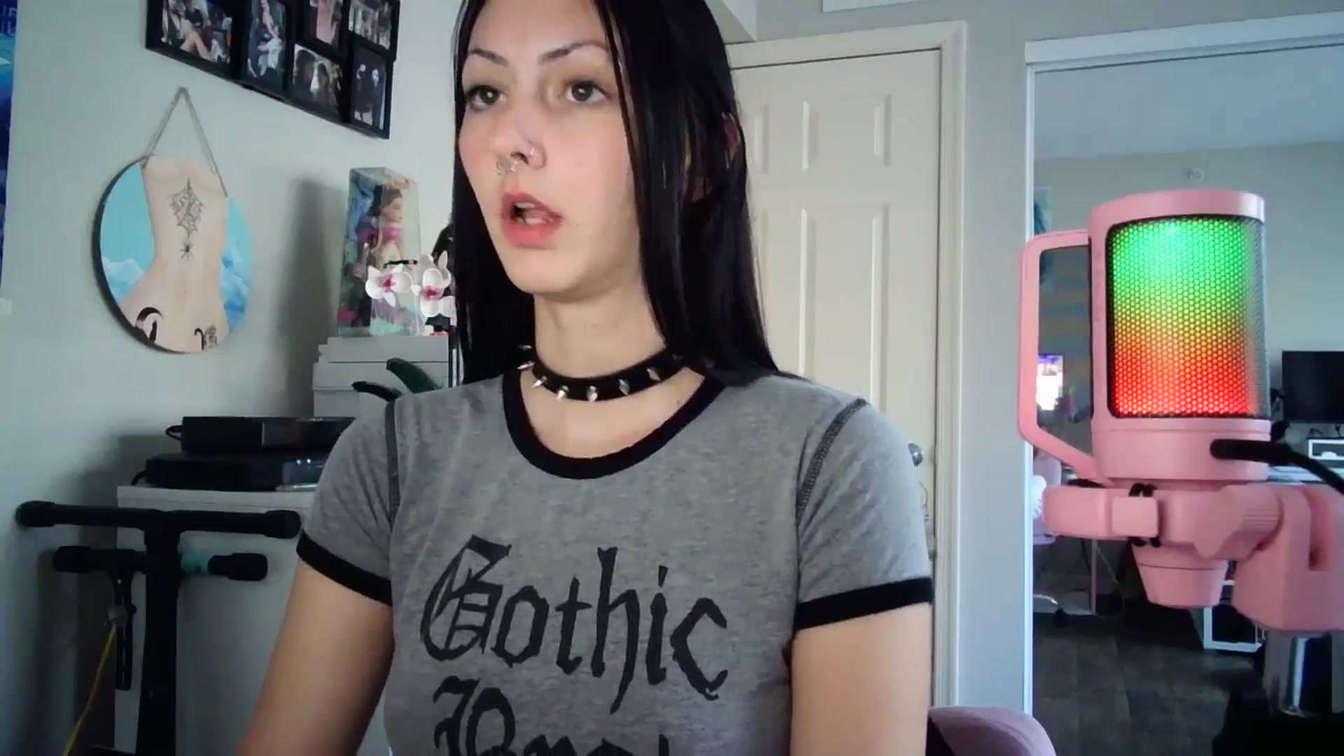 Gallery image thumbnail from vampbabyy's myfreecams stream on, 08/18/2025, 18:29 image 20 of 20