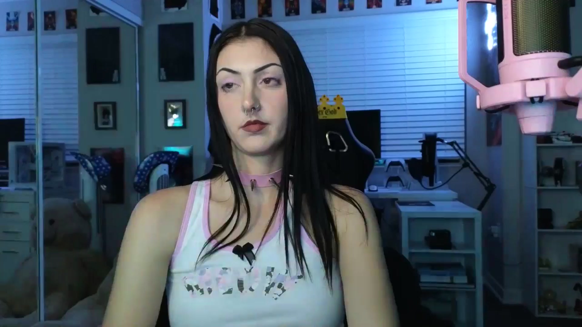 Gallery image thumbnail from vampbabyy's myfreecams stream on, 09/09/2025, 01:19 image 18 of 20