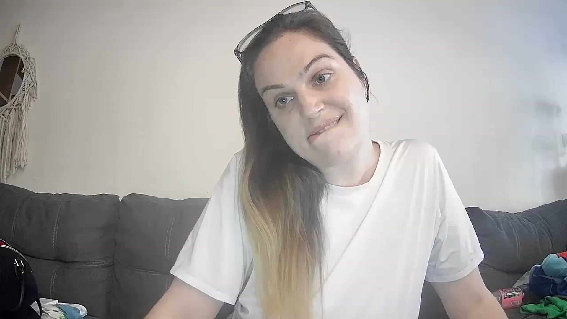 Gallery image thumbnail from vanessaxo87's myfreecams stream on, 11/15/2022, 20:25 image 3 of 20