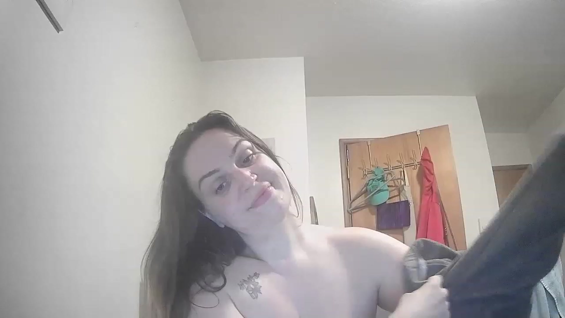 Gallery image thumbnail from vanessaxo87's myfreecams stream on, 11/21/2022, 19:07 image 1 of 20
