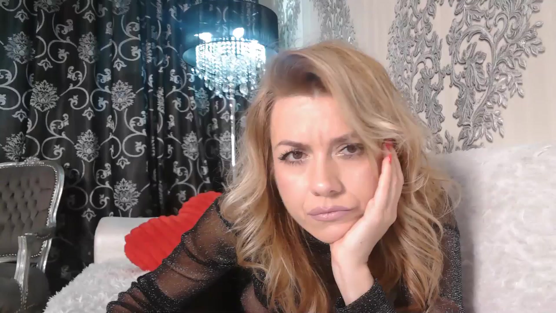 Gallery image thumbnail from velvet_49's myfreecams stream on, 04/13/2026, 06:02 image 11 of 20
