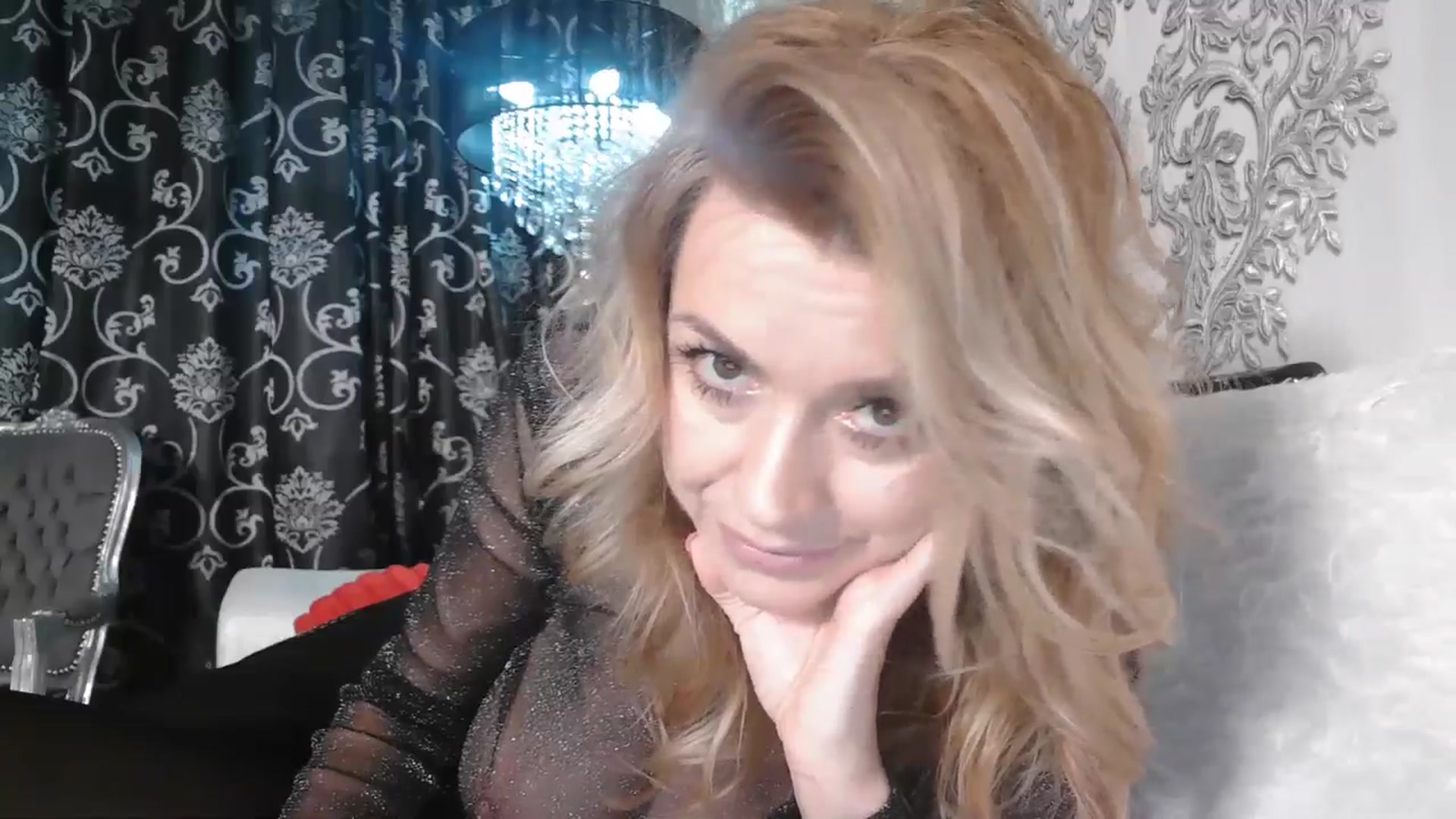Gallery image thumbnail from velvet_49's myfreecams stream on, 04/13/2026, 06:02 image 9 of 20