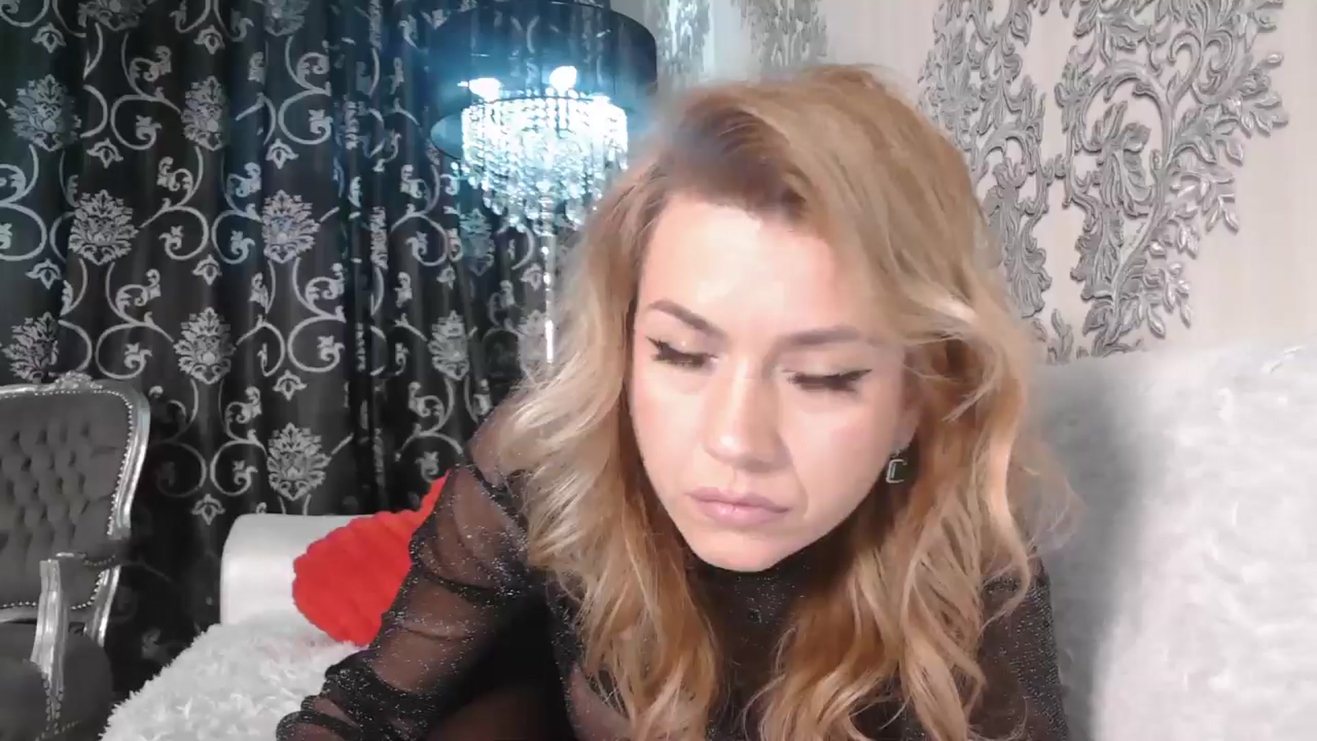 Gallery image thumbnail from velvet_49's myfreecams stream on, 04/13/2026, 06:02 image 12 of 20