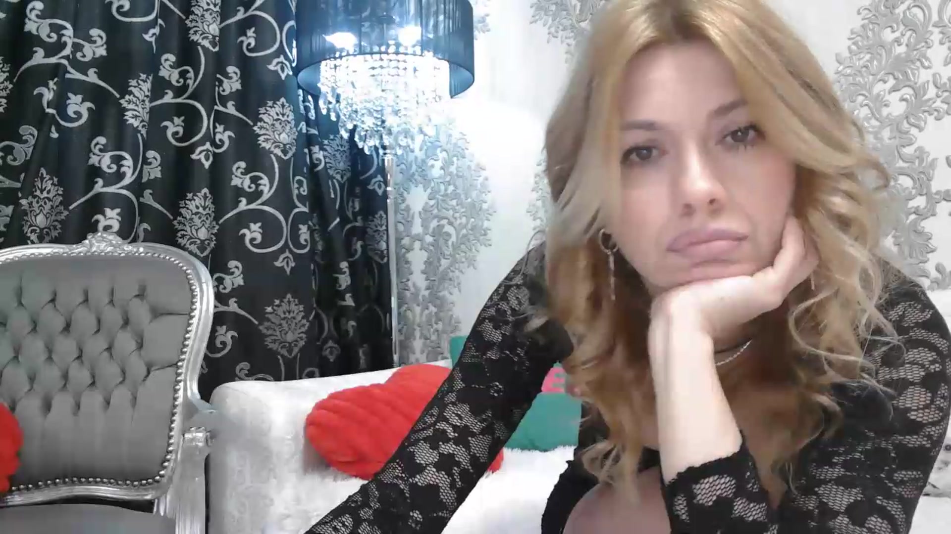Gallery image thumbnail from velvet_49's myfreecams stream on, 05/15/2026, 04:42 image 5 of 20