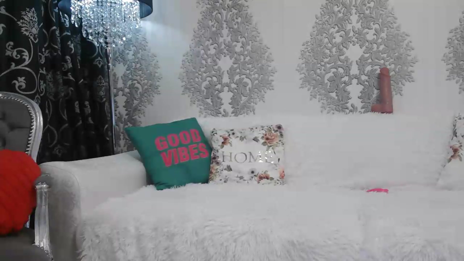 Gallery image thumbnail from velvet_49's myfreecams stream on, 05/19/2026, 04:56 image 19 of 20
