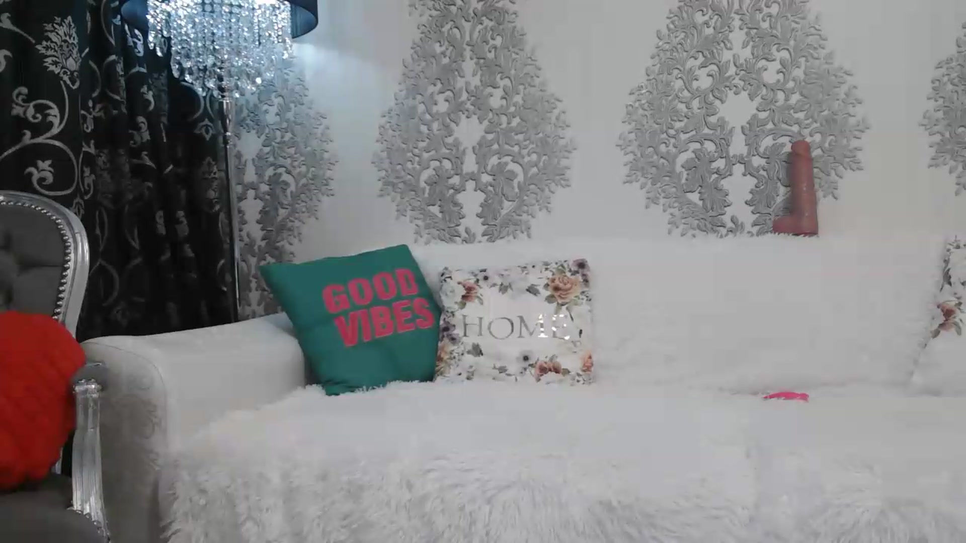 Gallery image thumbnail from velvet_49's myfreecams stream on, 05/19/2026, 04:56 image 10 of 20