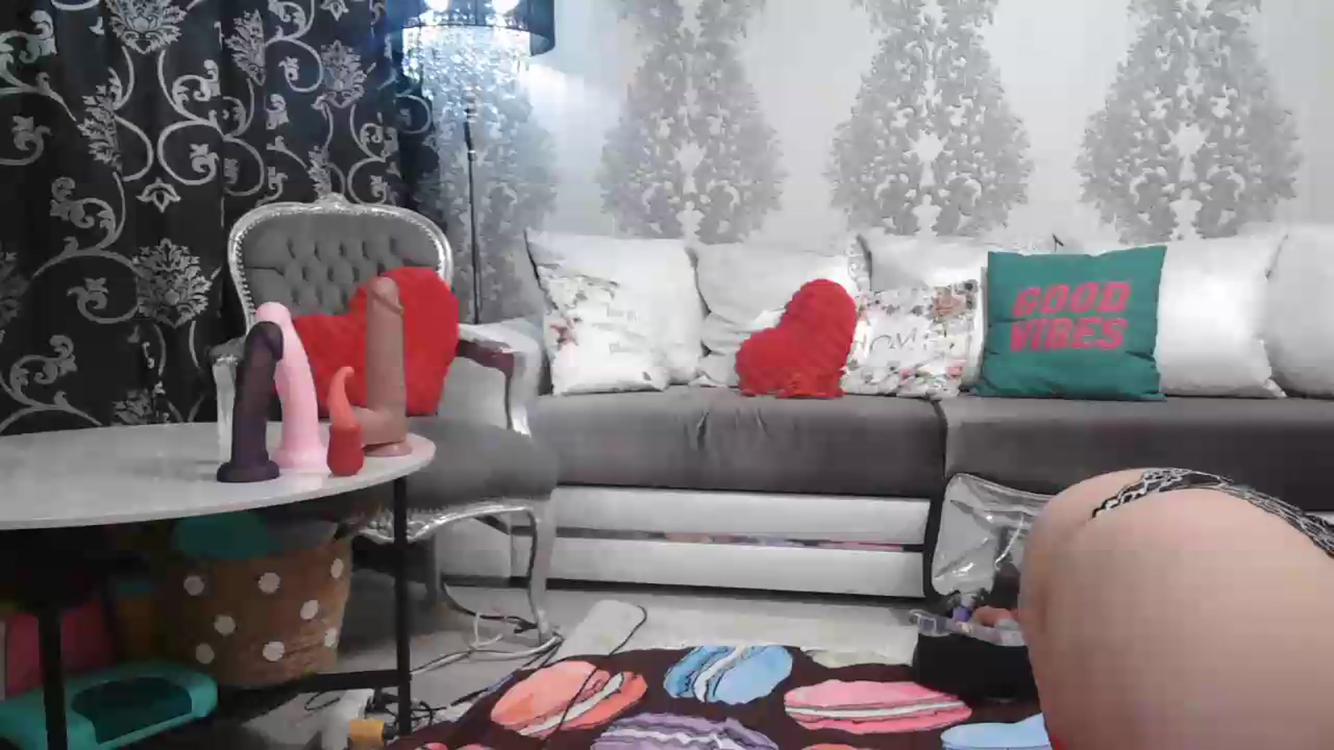 Gallery image thumbnail from velvet_49's myfreecams stream on, 05/22/2026, 06:48 image 12 of 20