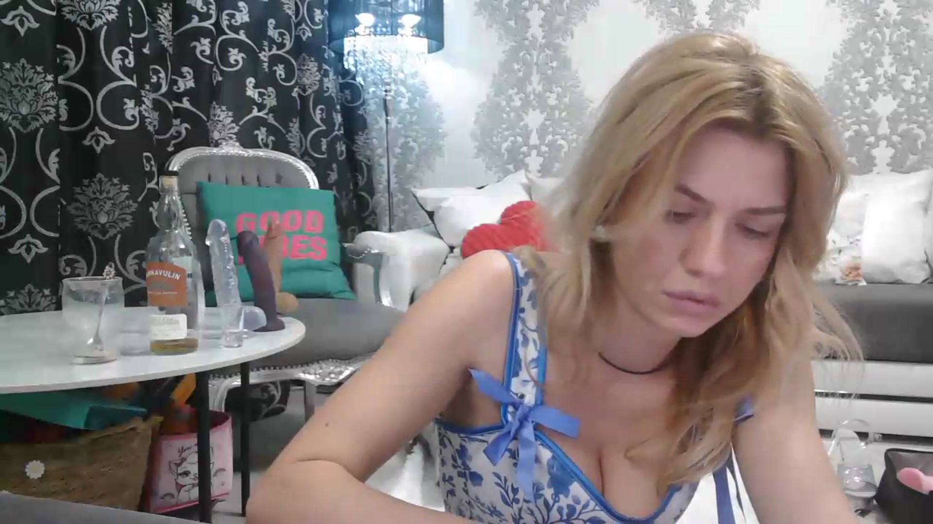 Gallery image thumbnail from velvet_49's myfreecams stream on, 05/26/2026, 05:24 image 13 of 20