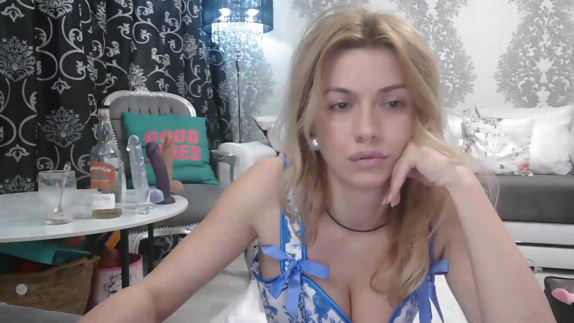 Gallery image thumbnail from velvet_49's myfreecams stream on, 05/26/2026, 05:24 image 12 of 20