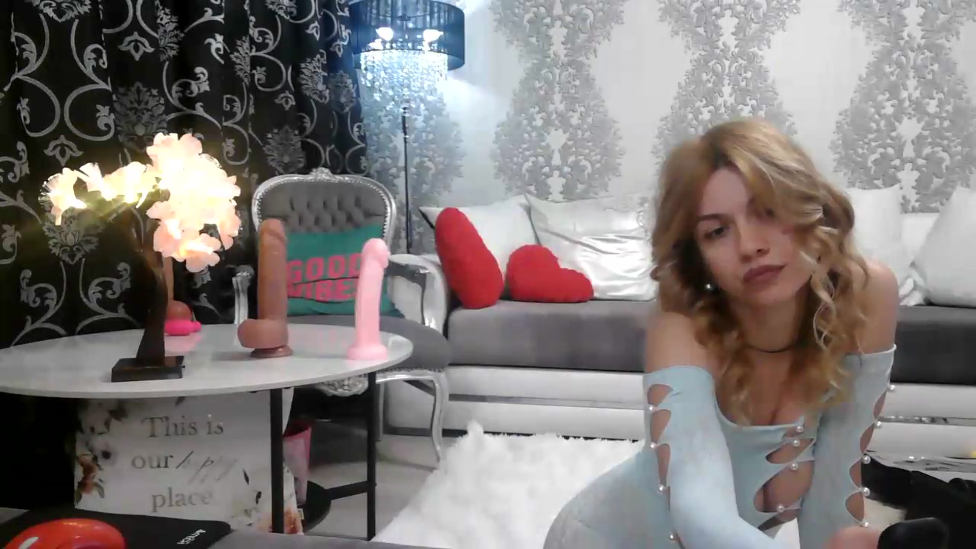 Gallery image thumbnail from velvet_49's myfreecams stream on, 05/29/2026, 06:21 image 5 of 20