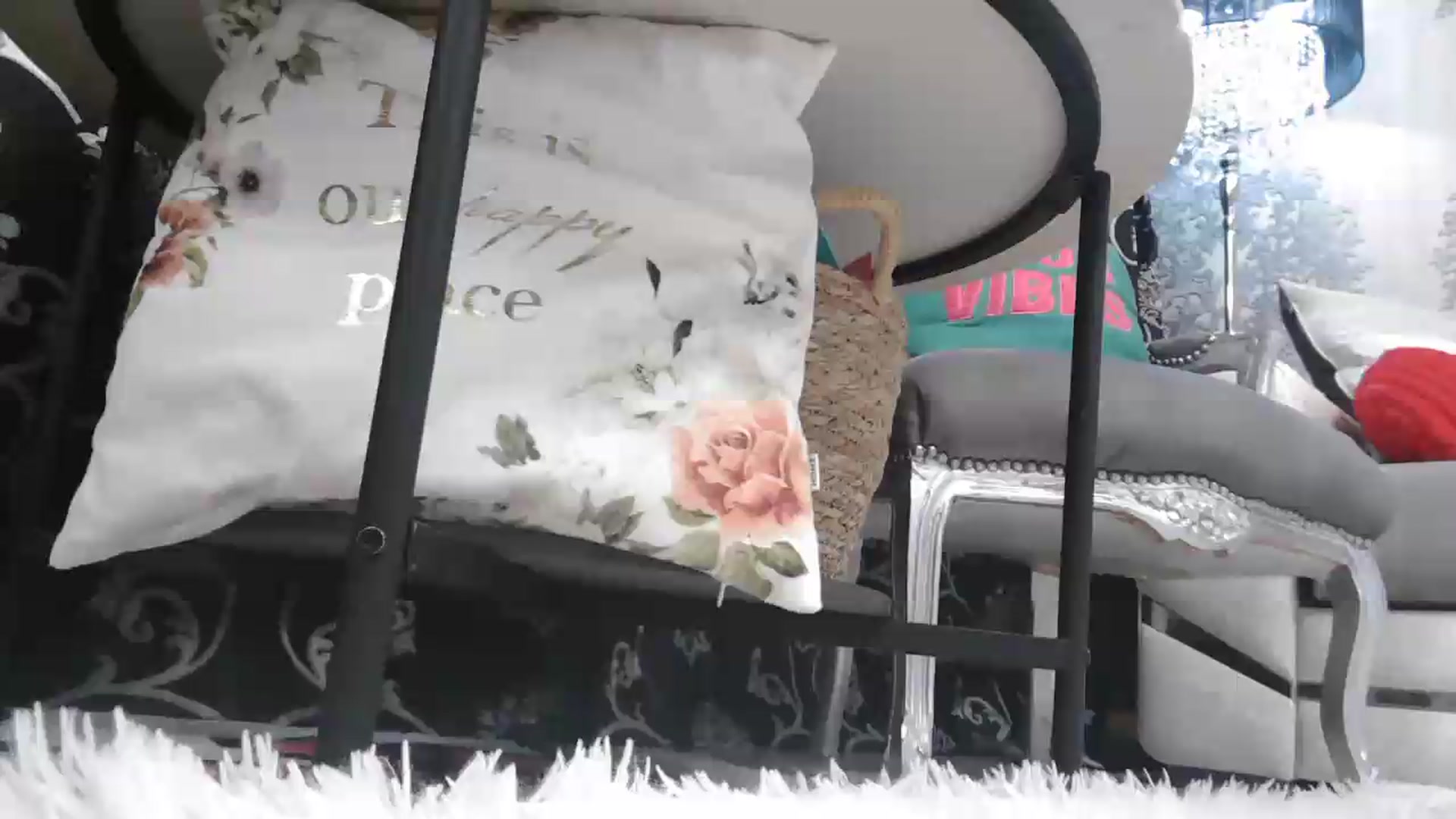 Gallery image thumbnail from velvet_49's myfreecams stream on, 06/05/2026, 06:17 image 1 of 20