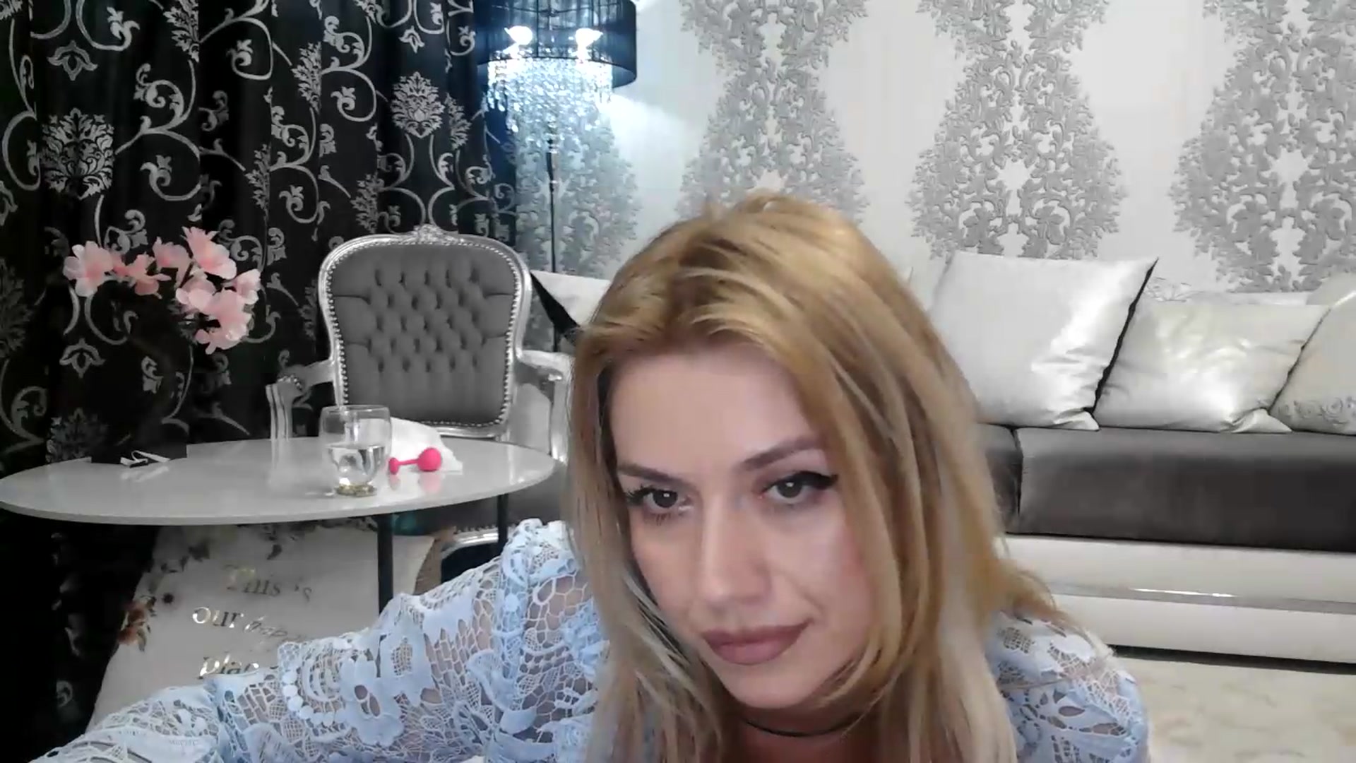 Gallery image thumbnail from velvet_49's myfreecams stream on, 06/15/2026, 07:02 image 17 of 20