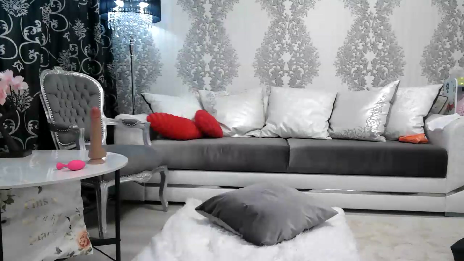 Gallery image thumbnail from velvet_49's myfreecams stream on, 06/19/2026, 05:10 image 11 of 20