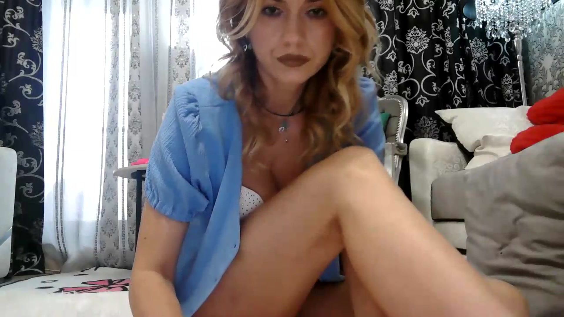 Gallery image thumbnail from velvet_49's myfreecams stream on, 06/24/2026, 07:14 image 13 of 20