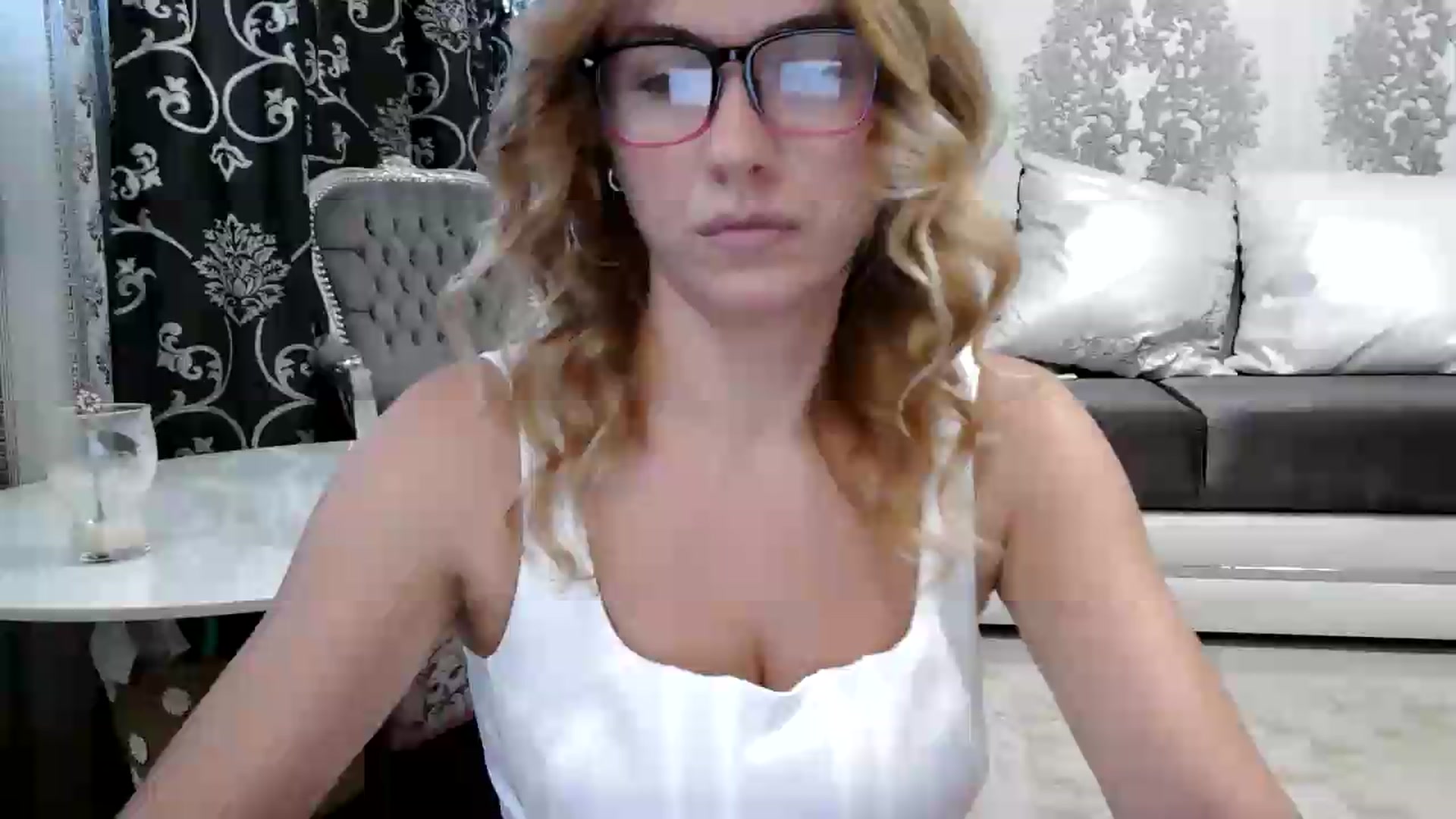 Gallery image thumbnail from velvet_49's myfreecams stream on, 07/01/2026, 05:24 image 16 of 20
