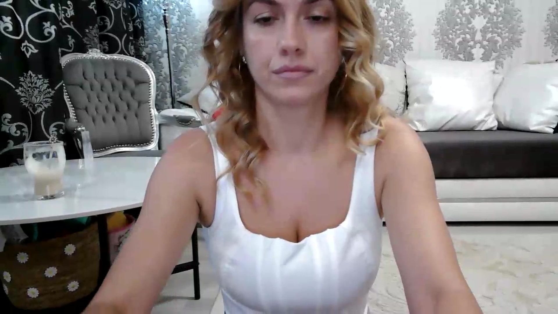 Gallery image thumbnail from velvet_49's myfreecams stream on, 07/01/2026, 05:24 image 6 of 20
