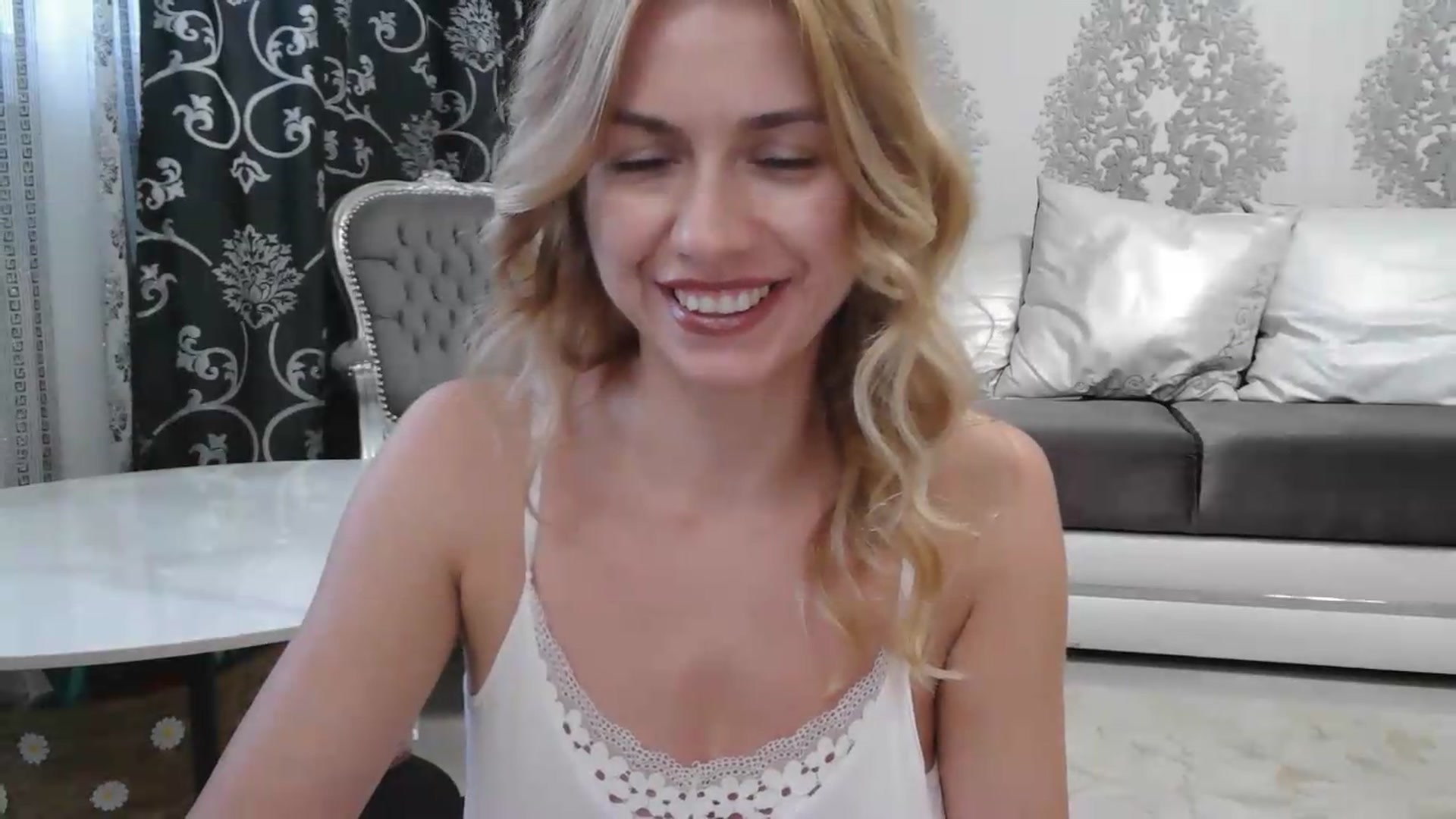 Gallery image thumbnail from velvet_49's myfreecams stream on, 07/01/2026, 13:49 image 9 of 20